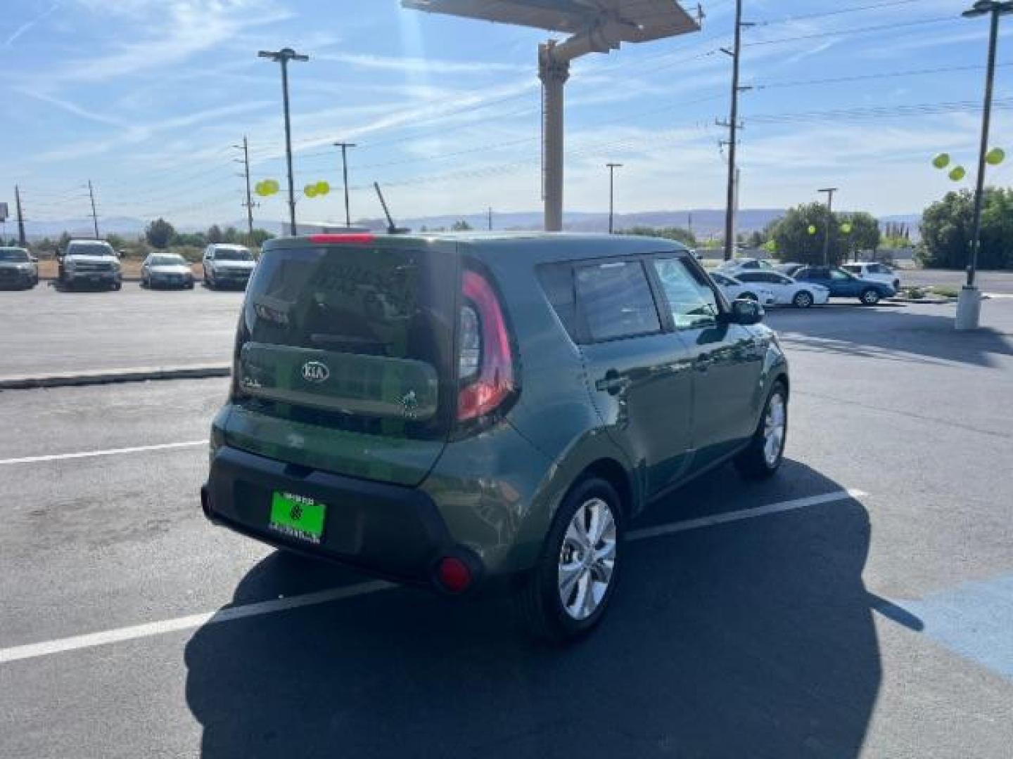 2014 Clover Green /Black Kia Soul + (KNDJP3A5XE7) with an 2.0L L4 DOHC 16V engine, 6-Speed Automatic transmission, located at 1865 East Red Hills Pkwy, St. George, 84770, (435) 628-0023, 37.120850, -113.543640 - We specialize in helping ALL people get the best financing available. No matter your credit score, good, bad or none we can get you an amazing rate. Had a bankruptcy, divorce, or repossessions? We give you the green light to get your credit back on the road. Low down and affordable payments that fit - Photo#6