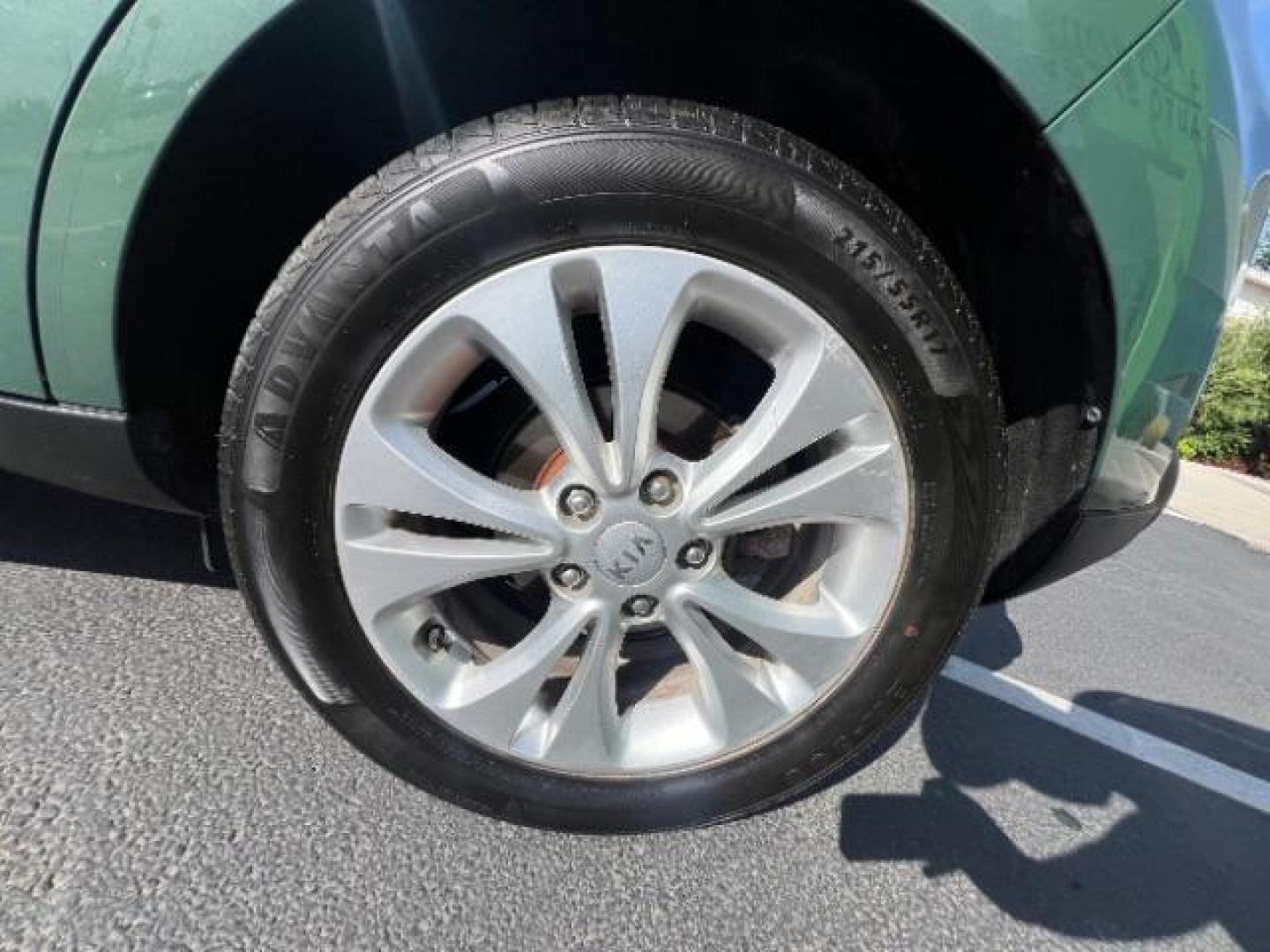 2014 Clover Green /Black Kia Soul + (KNDJP3A5XE7) with an 2.0L L4 DOHC 16V engine, 6-Speed Automatic transmission, located at 1865 East Red Hills Pkwy, St. George, 84770, (435) 628-0023, 37.120850, -113.543640 - We specialize in helping ALL people get the best financing available. No matter your credit score, good, bad or none we can get you an amazing rate. Had a bankruptcy, divorce, or repossessions? We give you the green light to get your credit back on the road. Low down and affordable payments that fit - Photo#8