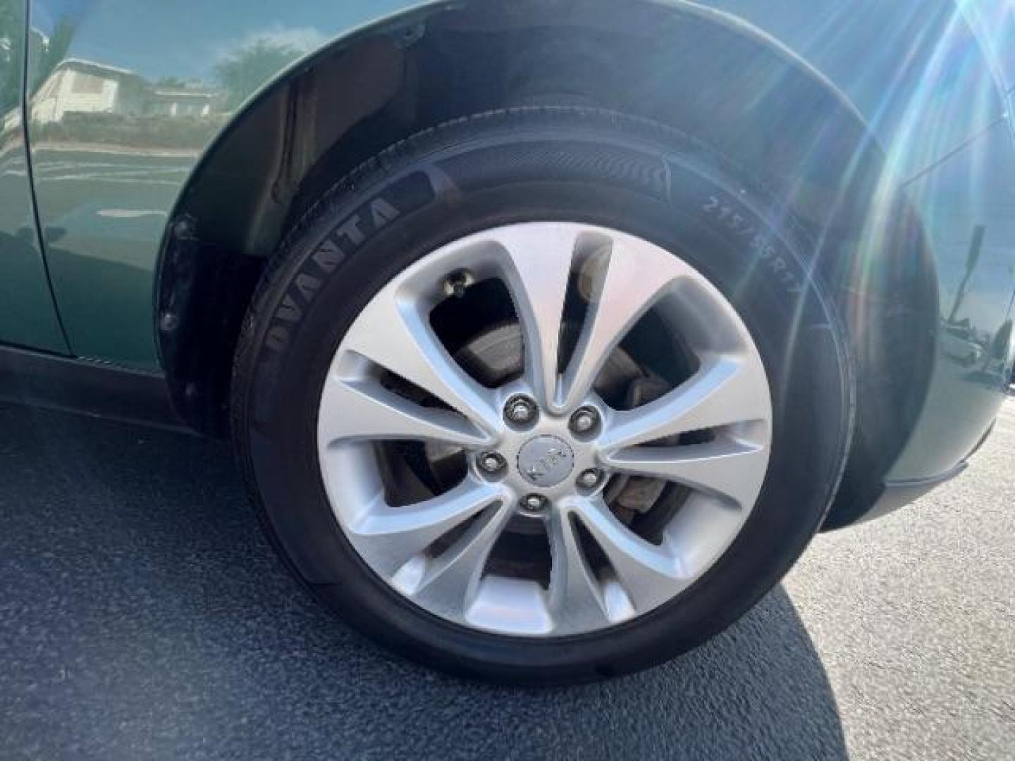 2014 Clover Green /Black Kia Soul + (KNDJP3A5XE7) with an 2.0L L4 DOHC 16V engine, 6-Speed Automatic transmission, located at 1865 East Red Hills Pkwy, St. George, 84770, (435) 628-0023, 37.120850, -113.543640 - We specialize in helping ALL people get the best financing available. No matter your credit score, good, bad or none we can get you an amazing rate. Had a bankruptcy, divorce, or repossessions? We give you the green light to get your credit back on the road. Low down and affordable payments that fit - Photo#10