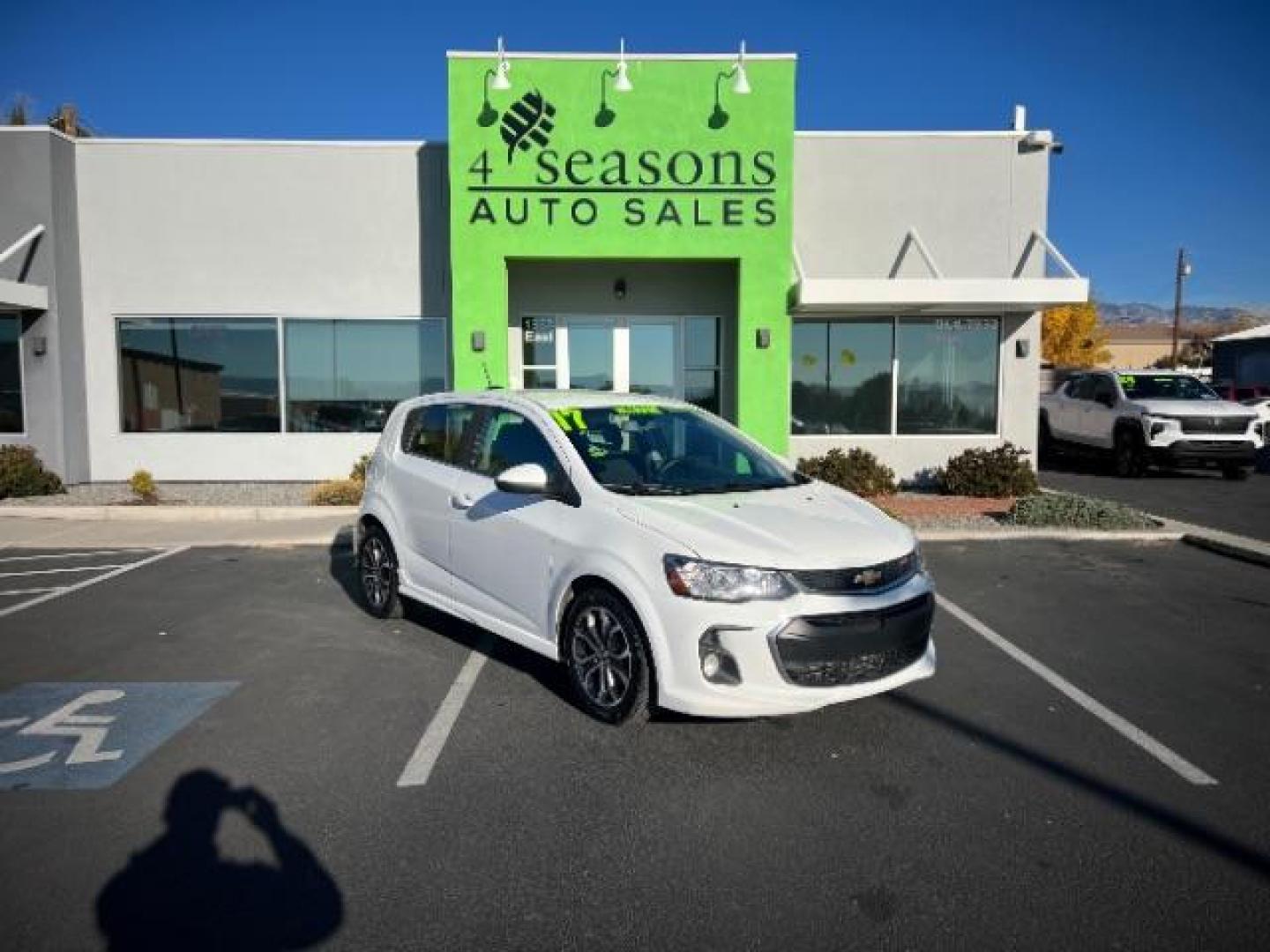 2017 Summit White /Dark Pewter/Dark Titanium, premium cloth Chevrolet Sonic LT Manual 5-Door (1G1JC6SBXH4) with an 1.4L L4 DOHC 24V TURBO engine, 5-Speed Manual transmission, located at 1865 East Red Hills Pkwy, St. George, 84770, (435) 628-0023, 37.120850, -113.543640 - We specialize in helping ALL people get the best financing available. No matter your credit score, good, bad or none we can get you an amazing rate. Had a bankruptcy, divorce, or repossessions? We give you the green light to get your credit back on the road. Low down and affordable payments that fit - Photo#0