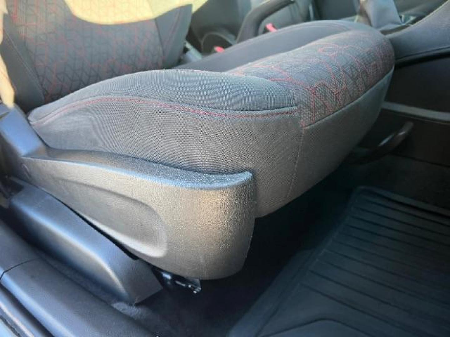 2017 Summit White /Dark Pewter/Dark Titanium, premium cloth Chevrolet Sonic LT Manual 5-Door (1G1JC6SBXH4) with an 1.4L L4 DOHC 24V TURBO engine, 5-Speed Manual transmission, located at 1865 East Red Hills Pkwy, St. George, 84770, (435) 628-0023, 37.120850, -113.543640 - We specialize in helping ALL people get the best financing available. No matter your credit score, good, bad or none we can get you an amazing rate. Had a bankruptcy, divorce, or repossessions? We give you the green light to get your credit back on the road. Low down and affordable payments that fit - Photo#25