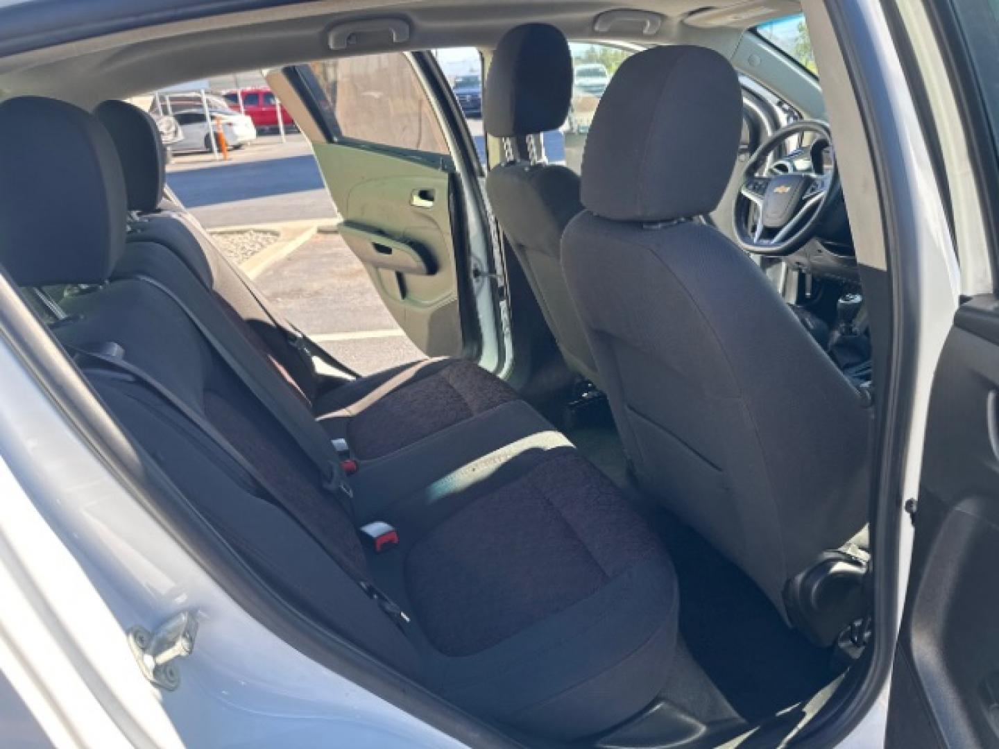 2017 Summit White /Dark Pewter/Dark Titanium, premium cloth Chevrolet Sonic LT Manual 5-Door (1G1JC6SBXH4) with an 1.4L L4 DOHC 24V TURBO engine, 5-Speed Manual transmission, located at 1865 East Red Hills Pkwy, St. George, 84770, (435) 628-0023, 37.120850, -113.543640- Photo#17