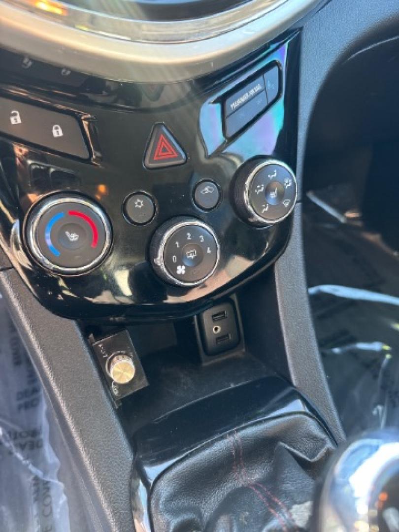 2017 Summit White /Dark Pewter/Dark Titanium, premium cloth Chevrolet Sonic LT Manual 5-Door (1G1JC6SBXH4) with an 1.4L L4 DOHC 24V TURBO engine, 5-Speed Manual transmission, located at 1865 East Red Hills Pkwy, St. George, 84770, (435) 628-0023, 37.120850, -113.543640- Photo#26