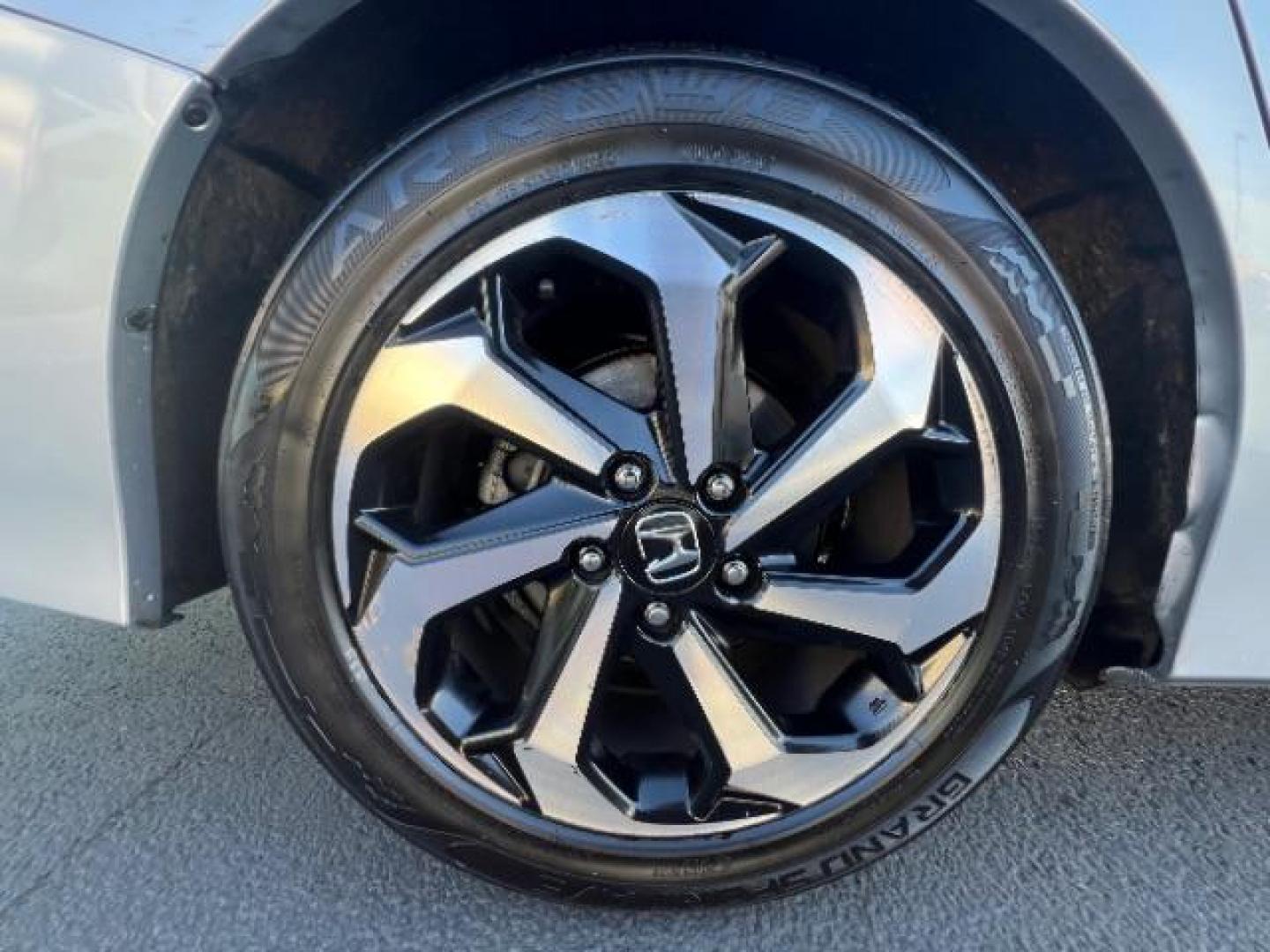2017 Silver /Black, cloth Honda Accord EX Sedan CVT (1HGCR2F70HA) with an 2.4L L4 DOHC 16V engine, Continuously Variable Transmission transmission, located at 1865 East Red Hills Pkwy, St. George, 84770, (435) 628-0023, 37.120850, -113.543640 - Photo#9