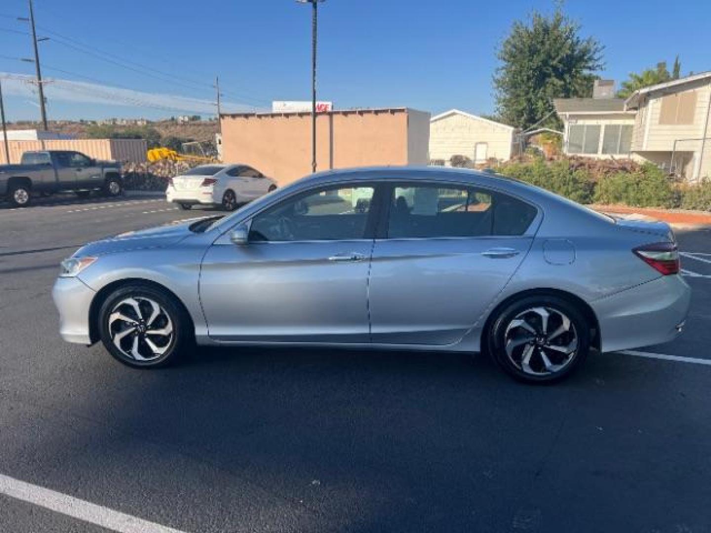 2017 Silver /Black, cloth Honda Accord EX Sedan CVT (1HGCR2F70HA) with an 2.4L L4 DOHC 16V engine, Continuously Variable Transmission transmission, located at 1865 East Red Hills Pkwy, St. George, 84770, (435) 628-0023, 37.120850, -113.543640 - Photo#3