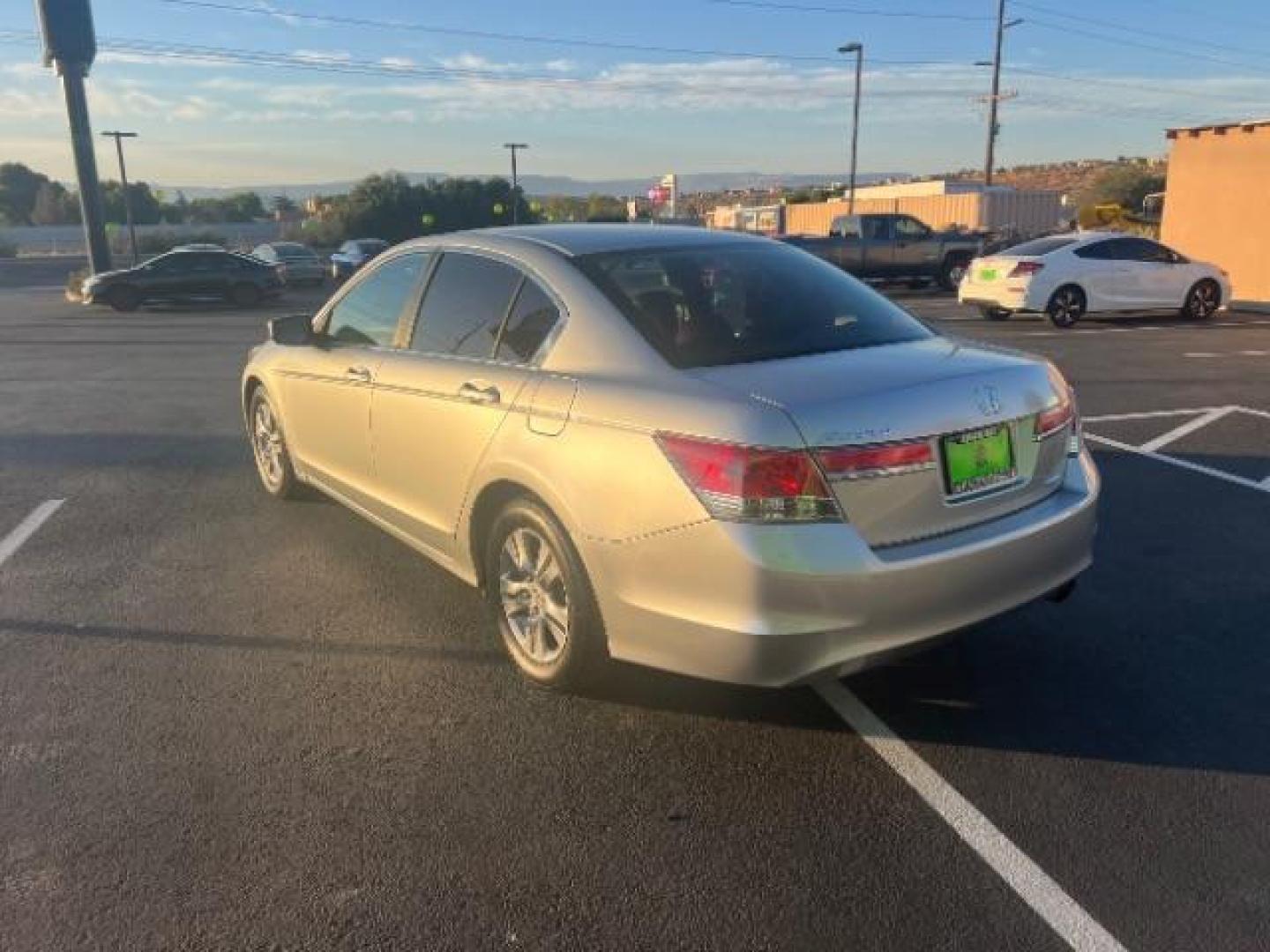 2012 Alabaster Silver Metallic /Black Leather Interior Honda Accord SE Sedan AT (1HGCP2F66CA) with an 2.4L L4 DOHC 16V engine, 5-Speed Automatic transmission, located at 940 North Main Street, Cedar City, UT, 84720, (435) 628-0023, 37.692936, -113.061897 - We specialize in helping ALL people get the best financing available. No matter your credit score, good, bad or none we can get you an amazing rate. Had a bankruptcy, divorce, or repossessions? We give you the green light to get your credit back on the road. Low down and affordable payments that fit - Photo#4