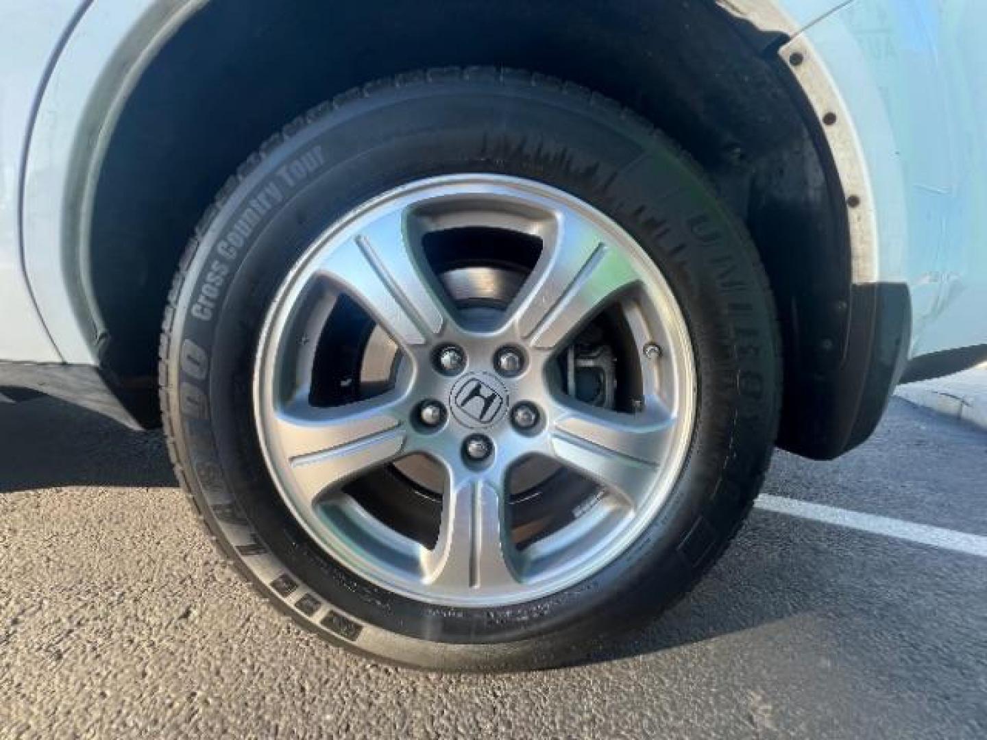 2013 Taffeta White /Beige Leather Interior Honda Pilot EX-L 4WD 5-Spd AT (5FNYF4H50DB) with an 3.5L V6 SOHC 24V engine, 5-Speed Automatic transmission, located at 1865 East Red Hills Pkwy, St. George, 84770, (435) 628-0023, 37.120850, -113.543640 - We specialize in helping ALL people get the best financing available. No matter your credit score, good, bad or none we can get you an amazing rate. Had a bankruptcy, divorce, or repossessions? We give you the green light to get your credit back on the road. Low down and affordable payments that fit - Photo#8