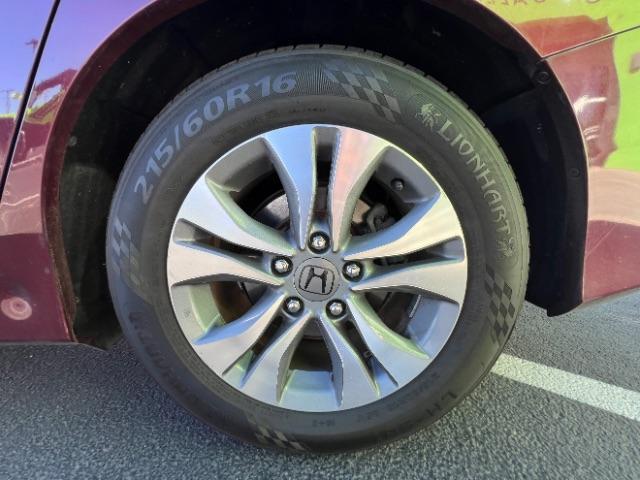 2014 Maroon /Black Interior Honda Accord LX Sedan CVT (1HGCR2F39EA) with an 2.4L L4 DOHC 16V engine, Continuously Variabl transmission, located at 1865 East Red Hills Pkwy, St. George, 84770, (435) 628-0023, 37.120850, -113.543640 - Photo#10