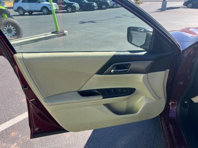 2014 Maroon /Black Interior Honda Accord LX Sedan CVT (1HGCR2F39EA) with an 2.4L L4 DOHC 16V engine, Continuously Variabl transmission, located at 1865 East Red Hills Pkwy, St. George, 84770, (435) 628-0023, 37.120850, -113.543640 - Photo#14