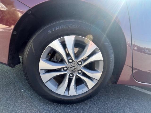 2014 Maroon /Beige Cloth Honda Accord LX Sedan CVT (1HGCR2F39EA) with an 2.4L L4 DOHC 16V engine, Continuously Variable Transmission transmission, located at 1865 East Red Hills Pkwy, St. George, 84770, (435) 628-0023, 37.120850, -113.543640 - We specialize in helping ALL people get the best financing available. No matter your credit score, good, bad or none we can get you an amazing rate. Had a bankruptcy, divorce, or repossessions? We give you the green light to get your credit back on the road. Low down and affordable payments that fit - Photo#8