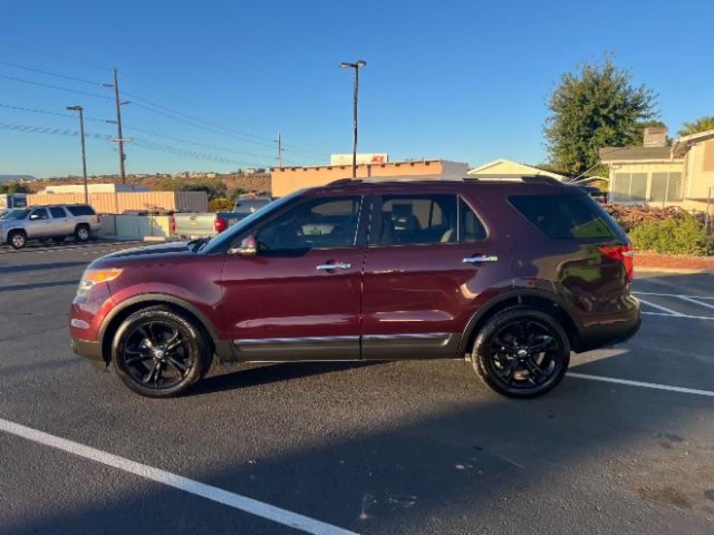 2011 Bordeaux Reserve Red Metallic /Charcoal Black Leather Interior Ford Explorer Limited FWD (1FMHK7F80BG) with an 3.5L V6 DOHC 24V engine, 6-Speed Automatic transmission, located at 1865 East Red Hills Pkwy, St. George, 84770, (435) 628-0023, 37.120850, -113.543640 - We specialize in helping ALL people get the best financing available. No matter your credit score, good, bad or none we can get you an amazing rate. Had a bankruptcy, divorce, or repossessions? We give you the green light to get your credit back on the road. Low down and affordable payments that fit - Photo#3