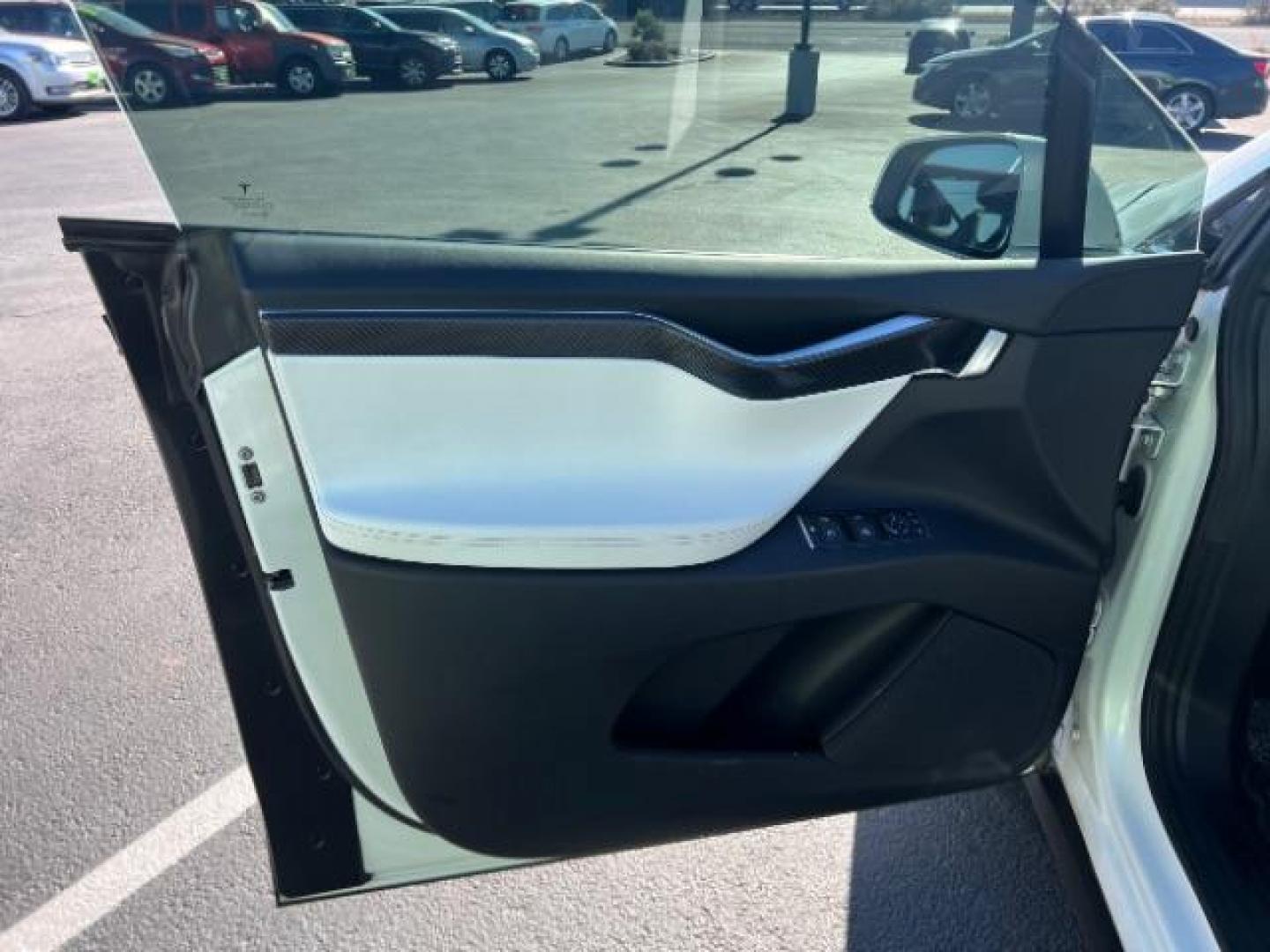 2017 Pearl White Multi-Coat /White, leather Tesla Model X 100D (5YJXCBE26HF) with an ELECTRIC engine, 1-Speed Automatic transmission, located at 1865 East Red Hills Pkwy, St. George, 84770, (435) 628-0023, 37.120850, -113.543640 - Photo#12
