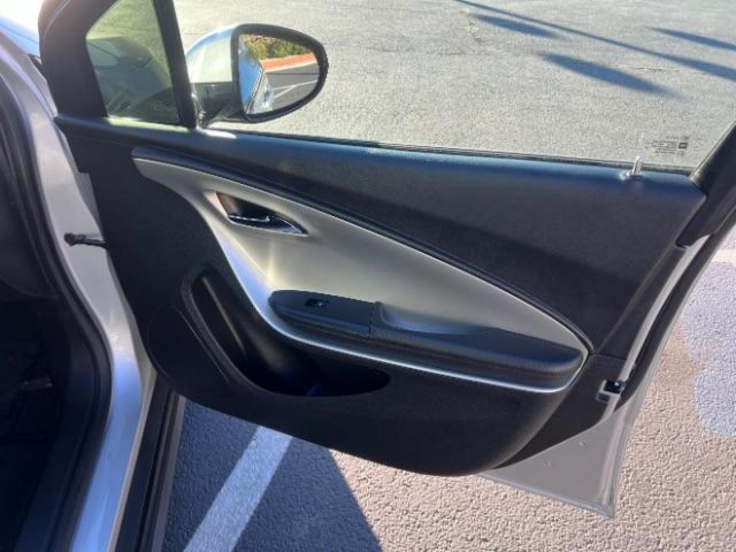 2013 Silver /Black Leather Interior Chevrolet Volt Premium w/ LEP (1G1RF6E44DU) with an 1.4L L4 DOHC 16V PLUG-IN HYBRID engine, Continuously Variable Transmission transmission, located at 1865 East Red Hills Pkwy, St. George, 84770, (435) 628-0023, 37.120850, -113.543640 - ***This vehicle qualifies for the EV/Hybrid tax rebate of up to $4,000*** We are setup with the IRS to recieve direct payments within 72 hours. We file the rebate online with IRS and can credit it to your down payment, reduce the sales price OR give you cashback!! These cars will not last and can o - Photo#30