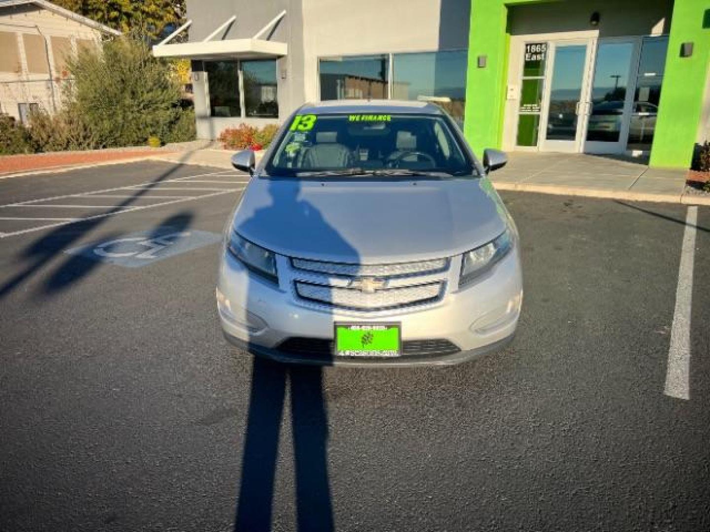 2013 Silver /Black Chevrolet Volt Premium w/ LEP (1G1RF6E44DU) with an 1.4L L4 DOHC 16V PLUG-IN HYBRID engine, Continuously Variable Transmission transmission, located at 1865 East Red Hills Pkwy, St. George, 84770, (435) 628-0023, 37.120850, -113.543640 - We specialize in helping ALL people get the best financing available. No matter your credit score, good, bad or none we can get you an amazing rate. Had a bankruptcy, divorce, or repossessions? We give you the green light to get your credit back on the road. Low down and affordable payments that fit - Photo#1