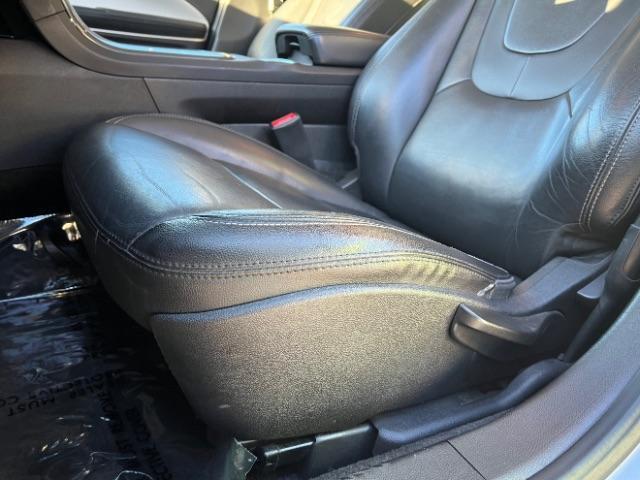 2013 Silver /Black Chevrolet Volt Premium w/ LEP (1G1RF6E44DU) with an 1.4L L4 DOHC 16V PLUG-IN HYBRID engine, Continuously Variable Transmission transmission, located at 1865 East Red Hills Pkwy, St. George, 84770, (435) 628-0023, 37.120850, -113.543640 - We specialize in helping ALL people get the best financing available. No matter your credit score, good, bad or none we can get you an amazing rate. Had a bankruptcy, divorce, or repossessions? We give you the green light to get your credit back on the road. Low down and affordable payments that fit - Photo#13