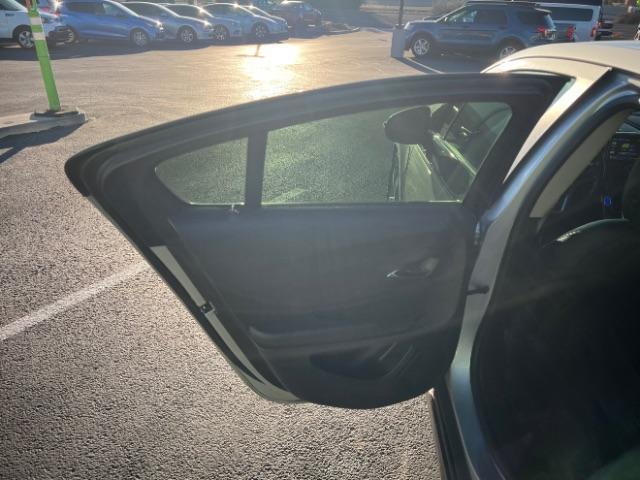 2013 Silver /Black Chevrolet Volt Premium w/ LEP (1G1RF6E44DU) with an 1.4L L4 DOHC 16V PLUG-IN HYBRID engine, Continuously Variable Transmission transmission, located at 1865 East Red Hills Pkwy, St. George, 84770, (435) 628-0023, 37.120850, -113.543640 - We specialize in helping ALL people get the best financing available. No matter your credit score, good, bad or none we can get you an amazing rate. Had a bankruptcy, divorce, or repossessions? We give you the green light to get your credit back on the road. Low down and affordable payments that fit - Photo#20