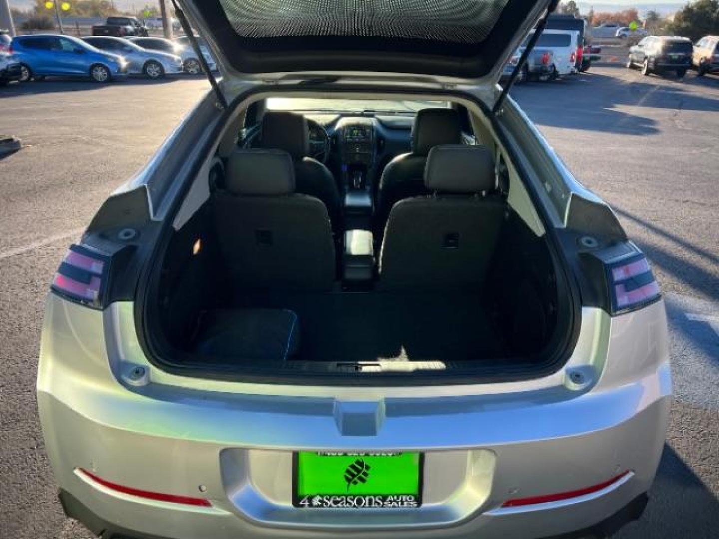2013 Silver /Black Chevrolet Volt Premium w/ LEP (1G1RF6E44DU) with an 1.4L L4 DOHC 16V PLUG-IN HYBRID engine, Continuously Variable Transmission transmission, located at 1865 East Red Hills Pkwy, St. George, 84770, (435) 628-0023, 37.120850, -113.543640 - We specialize in helping ALL people get the best financing available. No matter your credit score, good, bad or none we can get you an amazing rate. Had a bankruptcy, divorce, or repossessions? We give you the green light to get your credit back on the road. Low down and affordable payments that fit - Photo#24