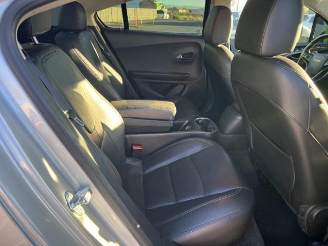 2013 Silver /Black Chevrolet Volt Premium w/ LEP (1G1RF6E44DU) with an 1.4L L4 DOHC 16V PLUG-IN HYBRID engine, Continuously Variable Transmission transmission, located at 1865 East Red Hills Pkwy, St. George, 84770, (435) 628-0023, 37.120850, -113.543640 - We specialize in helping ALL people get the best financing available. No matter your credit score, good, bad or none we can get you an amazing rate. Had a bankruptcy, divorce, or repossessions? We give you the green light to get your credit back on the road. Low down and affordable payments that fit - Photo#26