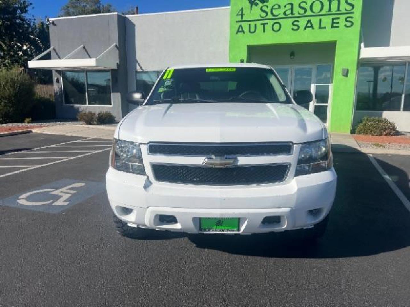 2011 White /Black Leather Interior Chevrolet Tahoe Police (1GNSK2E06BR) with an 5.3L V8 OHV 16V FFV engine, 6-Speed Automatic transmission, located at 940 North Main Street, Cedar City, UT, 84720, (435) 628-0023, 37.692936, -113.061897 - We specialize in helping ALL people get the best financing available. No matter your credit score, good, bad or none we can get you an amazing rate. Had a bankruptcy, divorce, or repossessions? We give you the green light to get your credit back on the road. Low down and affordable payments that fit - Photo#1