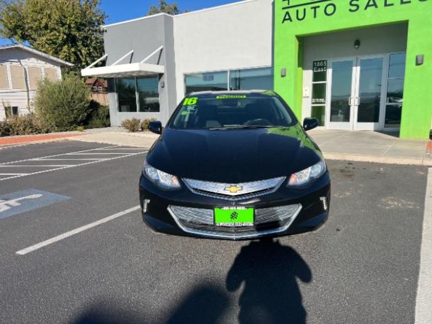 2016 Mosaic Black Metallic /Jet Black/Jet Black, cloth Chevrolet Volt LT (1G1RC6S50GU) with an 1.5L L4 DOHC 16V PLUG-IN HYBRID engine, Continuously Variable Transmission transmission, located at 940 North Main Street, Cedar City, UT, 84720, (435) 628-0023, 37.692936, -113.061897 - ***This vehicle qualifies for the EV/Hybrid tax rebate of up to $4,000*** We are setup with the IRS to recieve direct payments within 72 hours. We file the rebate online with IRS and can credit it to your down payment, reduce the sales price OR give you cashback!! These cars will not last and can o - Photo#1