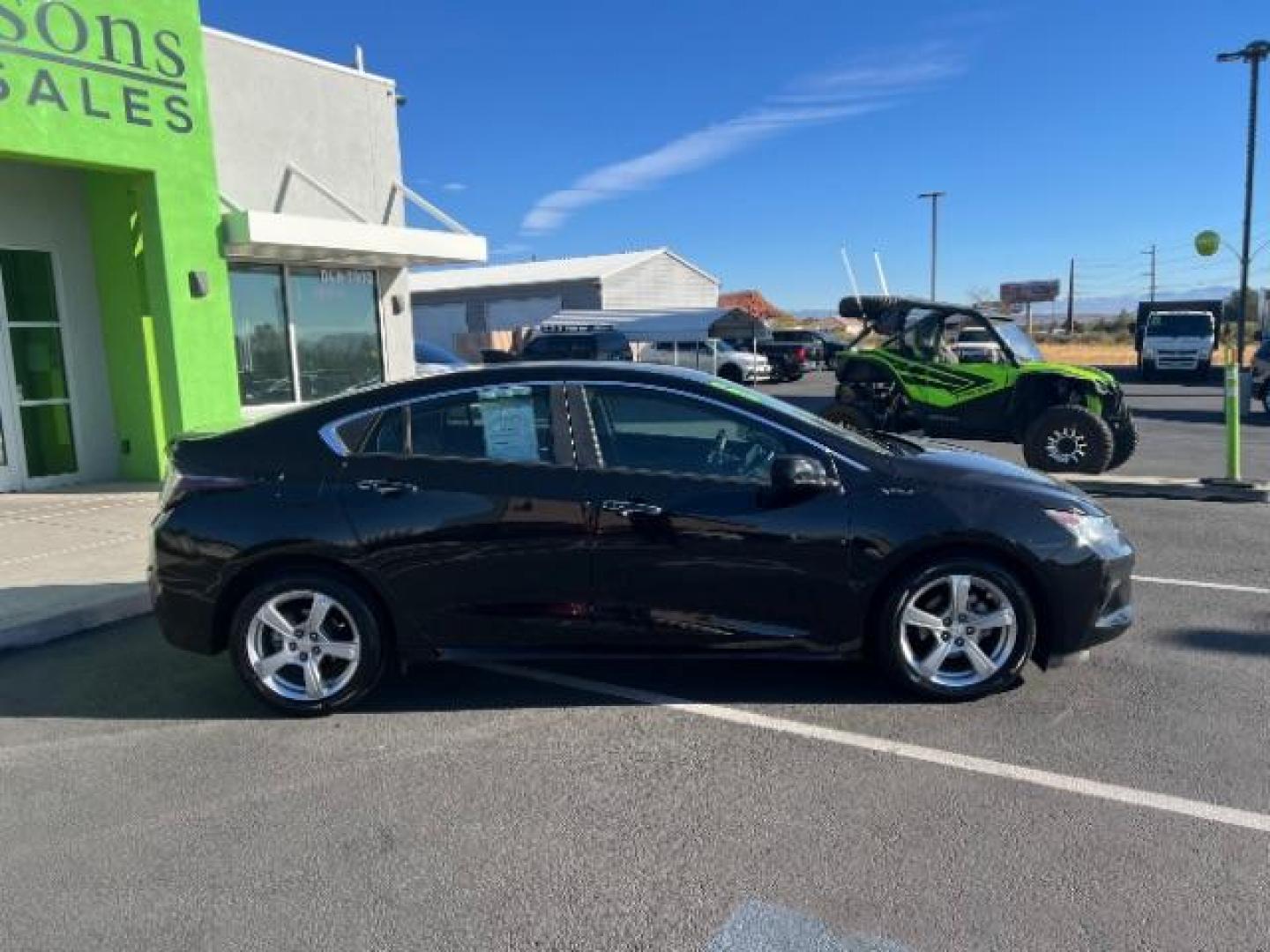 2016 Mosaic Black Metallic /Jet Black/Jet Black, cloth Chevrolet Volt LT (1G1RC6S50GU) with an 1.5L L4 DOHC 16V PLUG-IN HYBRID engine, Continuously Variable Transmission transmission, located at 940 North Main Street, Cedar City, UT, 84720, (435) 628-0023, 37.692936, -113.061897 - ***This vehicle qualifies for the EV/Hybrid tax rebate of up to $4,000*** We are setup with the IRS to recieve direct payments within 72 hours. We file the rebate online with IRS and can credit it to your down payment, reduce the sales price OR give you cashback!! These cars will not last and can o - Photo#7