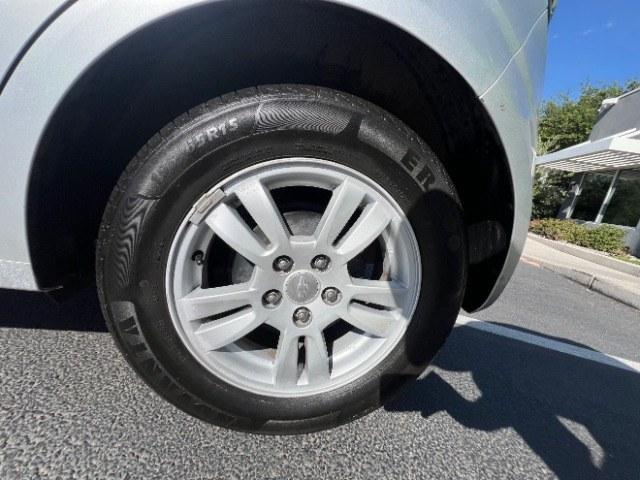 2013 Silver Ice Metallic /Dark Pewter/Dark Titanium Cloth Interior Chevrolet Sonic LT Auto 5-Door (1G1JC6SG9D4) with an 1.8L L4 DOHC 24V engine, 6-Speed Automatic transmission, located at 940 North Main Street, Cedar City, UT, 84720, (435) 628-0023, 37.692936, -113.061897 - We specialize in helping ALL people get the best financing available. No matter your credit score, good, bad or none we can get you an amazing rate. Had a bankruptcy, divorce, or repossessions? We give you the green light to get your credit back on the road. Low down and affordable payments that fit- Photo#8