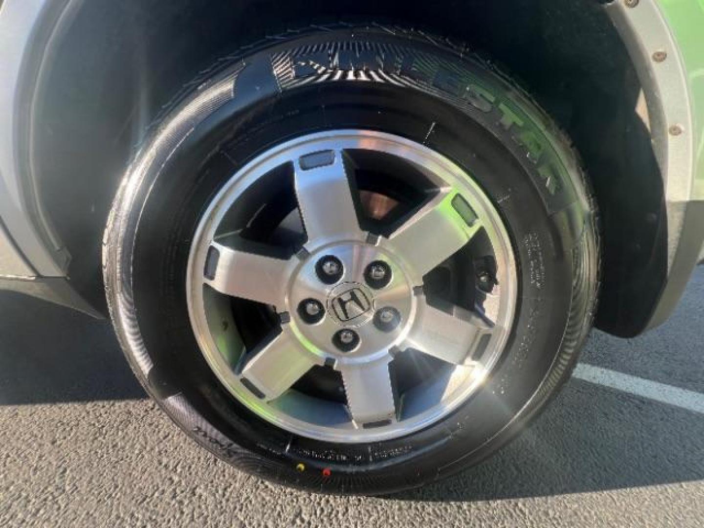 2011 Alabaster Silver Metallic /Black Leather Interior Honda Pilot Touring 4WD 5-Spd AT with DVD (5FNYF4H98BB) with an 3.5L V6 SOHC 24V engine, 5-Speed Automatic transmission, located at 940 North Main Street, Cedar City, UT, 84720, (435) 628-0023, 37.692936, -113.061897 - Photo#8