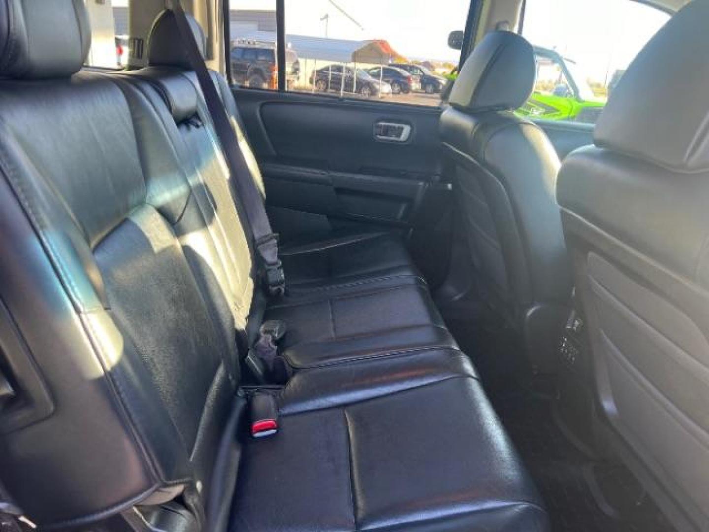 2011 Alabaster Silver Metallic /Black Leather Interior Honda Pilot Touring 4WD 5-Spd AT with DVD (5FNYF4H98BB) with an 3.5L V6 SOHC 24V engine, 5-Speed Automatic transmission, located at 940 North Main Street, Cedar City, UT, 84720, (435) 628-0023, 37.692936, -113.061897 - Photo#33
