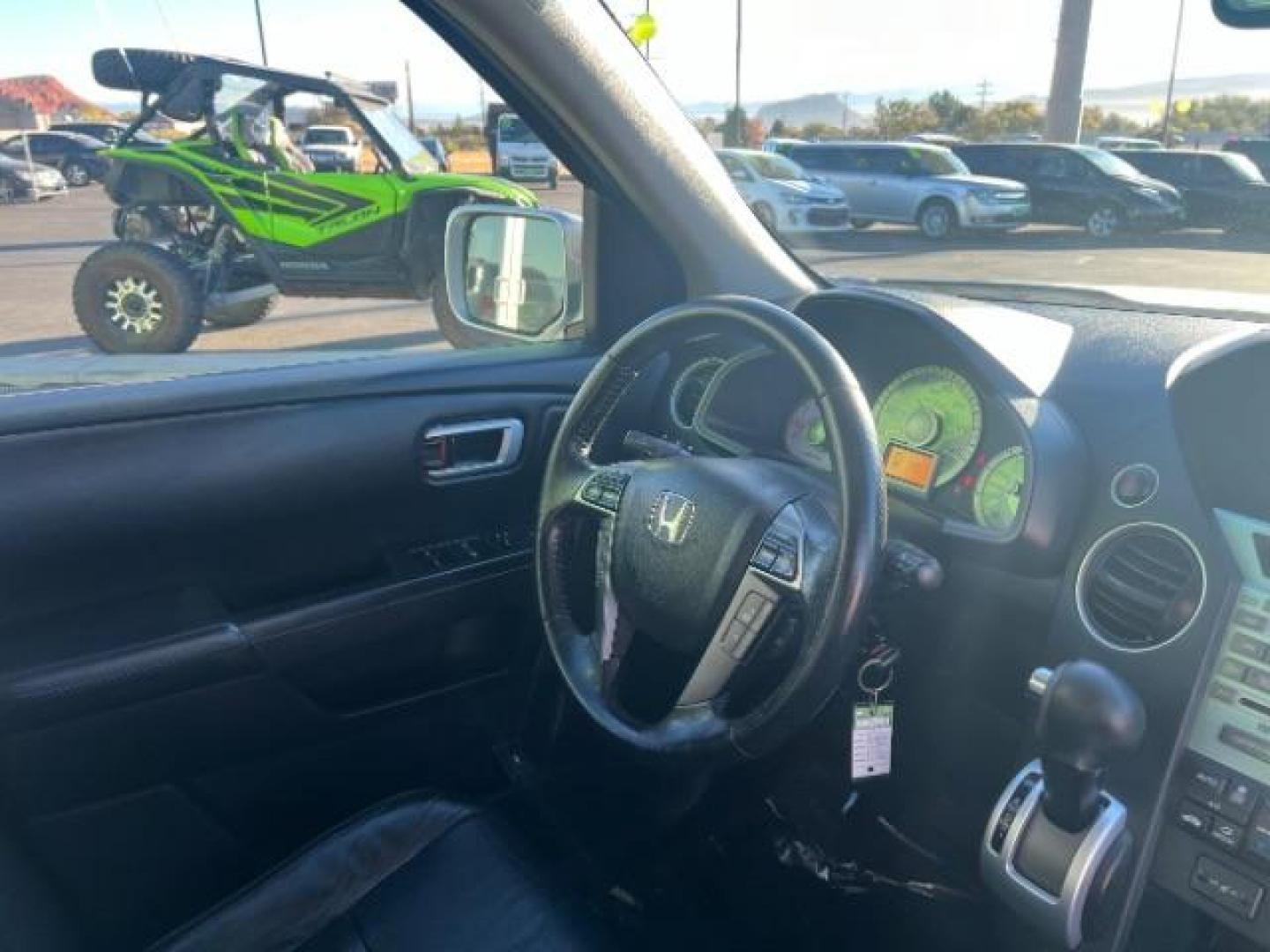 2011 Alabaster Silver Metallic /Black Leather Interior Honda Pilot Touring 4WD 5-Spd AT with DVD (5FNYF4H98BB) with an 3.5L V6 SOHC 24V engine, 5-Speed Automatic transmission, located at 940 North Main Street, Cedar City, UT, 84720, (435) 628-0023, 37.692936, -113.061897 - Photo#37