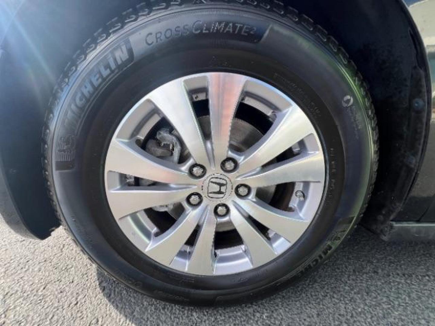 2014 Crystal Black Pearl /Gray Honda Odyssey EX-L (5FNRL5H6XEB) with an 3.5L V6 SOHC 24V engine, 6-Speed Automatic transmission, located at 1865 East Red Hills Pkwy, St. George, 84770, (435) 628-0023, 37.120850, -113.543640 - We specialize in helping ALL people get the best financing available. No matter your credit score, good, bad or none we can get you an amazing rate. Had a bankruptcy, divorce, or repossessions? We give you the green light to get your credit back on the road. Low down and affordable payments that fit - Photo#10