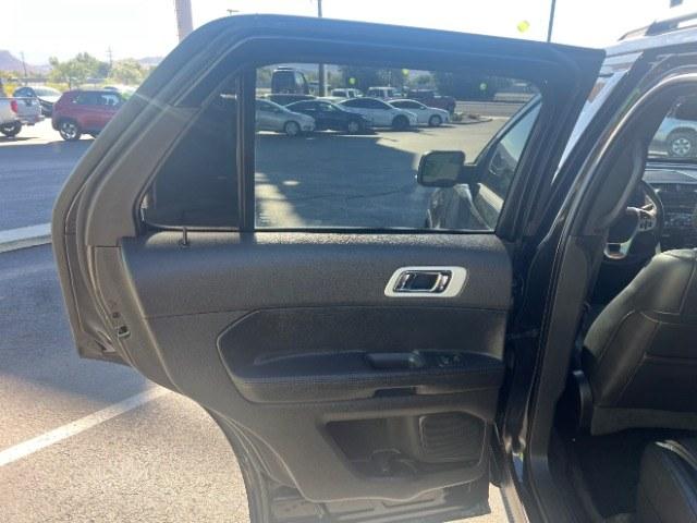 2015 Tuxedo Black Metallic /Charcoal Black, leather Ford Explorer Limited 4WD (1FM5K8F88FG) with an 3.5L V6 DOHC 24V engine, 6-Speed Automatic transmission, located at 1865 East Red Hills Pkwy, St. George, 84770, (435) 628-0023, 37.120850, -113.543640 - Want a loaded Explorer with 4WD confidence? This Tuxedo Black 2015 Ford Explorer Limited 4WD brings a 3.5L V6, 6-speed automatic, and charcoal black leather - premium 3-row comfort for Southern Utah families. We specialize in in-house financing and work with all credit types - good, fair, challenge- Photo#20