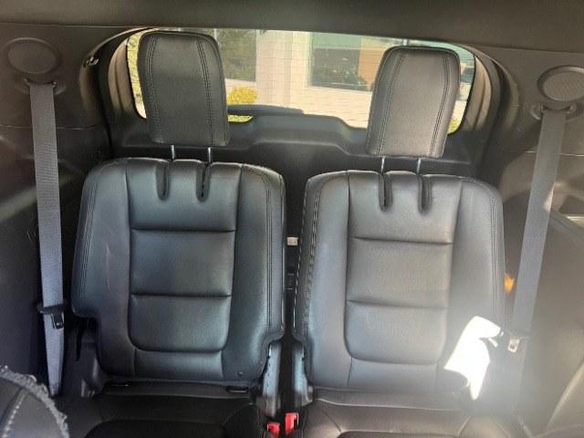2015 Tuxedo Black Metallic /Charcoal Black, leather Ford Explorer Limited 4WD (1FM5K8F88FG) with an 3.5L V6 DOHC 24V engine, 6-Speed Automatic transmission, located at 1865 East Red Hills Pkwy, St. George, 84770, (435) 628-0023, 37.120850, -113.543640 - Want a loaded Explorer with 4WD confidence? This Tuxedo Black 2015 Ford Explorer Limited 4WD brings a 3.5L V6, 6-speed automatic, and charcoal black leather - premium 3-row comfort for Southern Utah families. We specialize in in-house financing and work with all credit types - good, fair, challenge- Photo#25