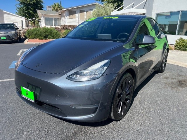 2020 Midnight Silver Metallic /All Black, leatherette Tesla Model Y Performance (5YJYGDEF5LF) with an ELECTRIC engine, 1-Speed Automatic transmission, located at 1865 East Red Hills Pkwy, St. George, 84770, (435) 628-0023, 37.120850, -113.543640- Photo#4