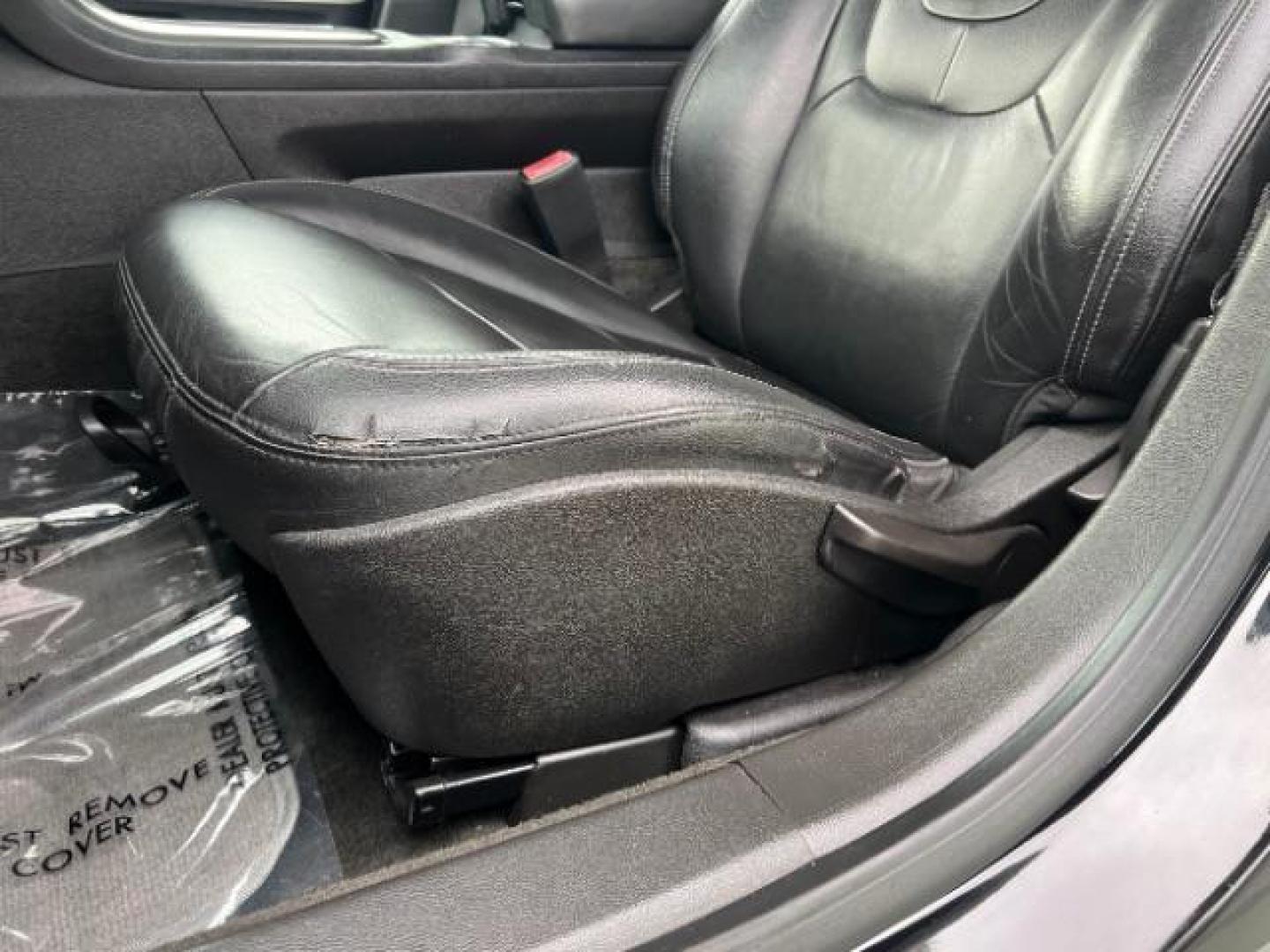 2013 Black /Jet Blk Seats/Ceramic Wh Chevrolet Volt Premium w/ Navigation (1G1RD6E48DU) with an 1.4L L4 DOHC 16V PLUG-IN HYBRID engine, Continuously Variable Transmission transmission, located at 1865 East Red Hills Pkwy, St. George, 84770, (435) 628-0023, 37.120850, -113.543640 - Photo#13