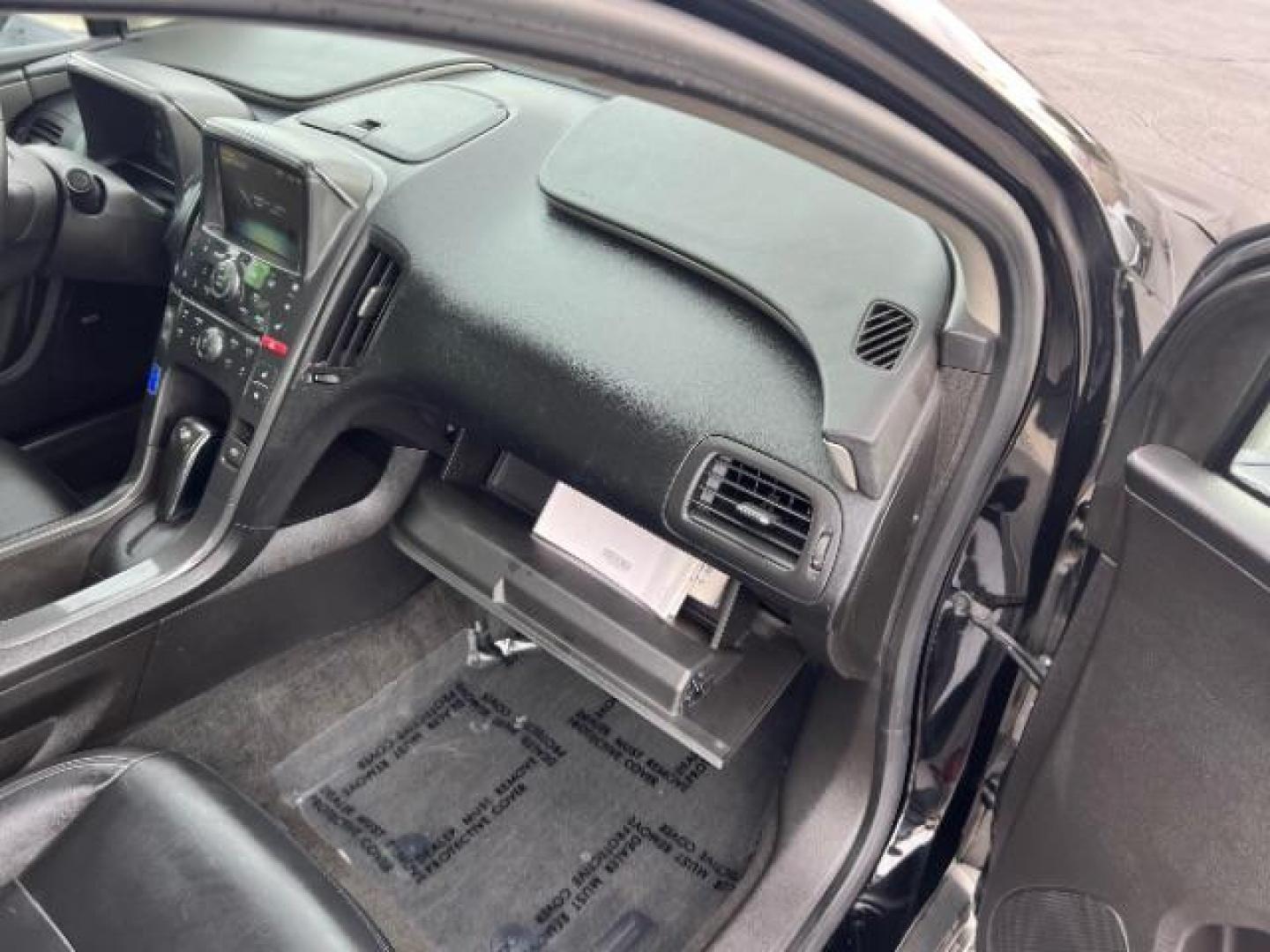 2013 Black /Jet Blk Seats/Ceramic Wh Chevrolet Volt Premium w/ Navigation (1G1RD6E48DU) with an 1.4L L4 DOHC 16V PLUG-IN HYBRID engine, Continuously Variable Transmission transmission, located at 1865 East Red Hills Pkwy, St. George, 84770, (435) 628-0023, 37.120850, -113.543640 - Photo#31