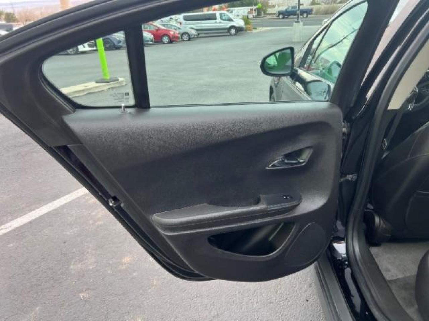2013 Black /Jet Blk Seats/Ceramic Wh Chevrolet Volt Premium w/ Navigation (1G1RD6E48DU) with an 1.4L L4 DOHC 16V PLUG-IN HYBRID engine, Continuously Variable Transmission transmission, located at 1865 East Red Hills Pkwy, St. George, 84770, (435) 628-0023, 37.120850, -113.543640 - Photo#23
