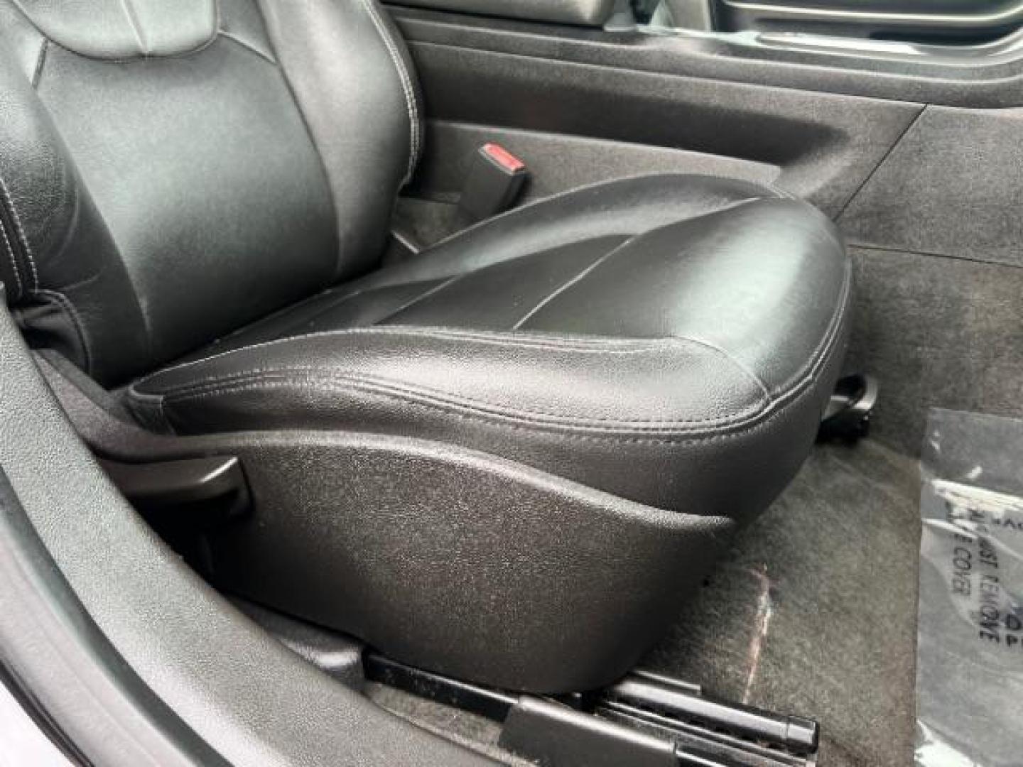2013 Black /Jet Blk Seats/Ceramic Wh Chevrolet Volt Premium w/ Navigation (1G1RD6E48DU) with an 1.4L L4 DOHC 16V PLUG-IN HYBRID engine, Continuously Variable Transmission transmission, located at 1865 East Red Hills Pkwy, St. George, 84770, (435) 628-0023, 37.120850, -113.543640 - Photo#30