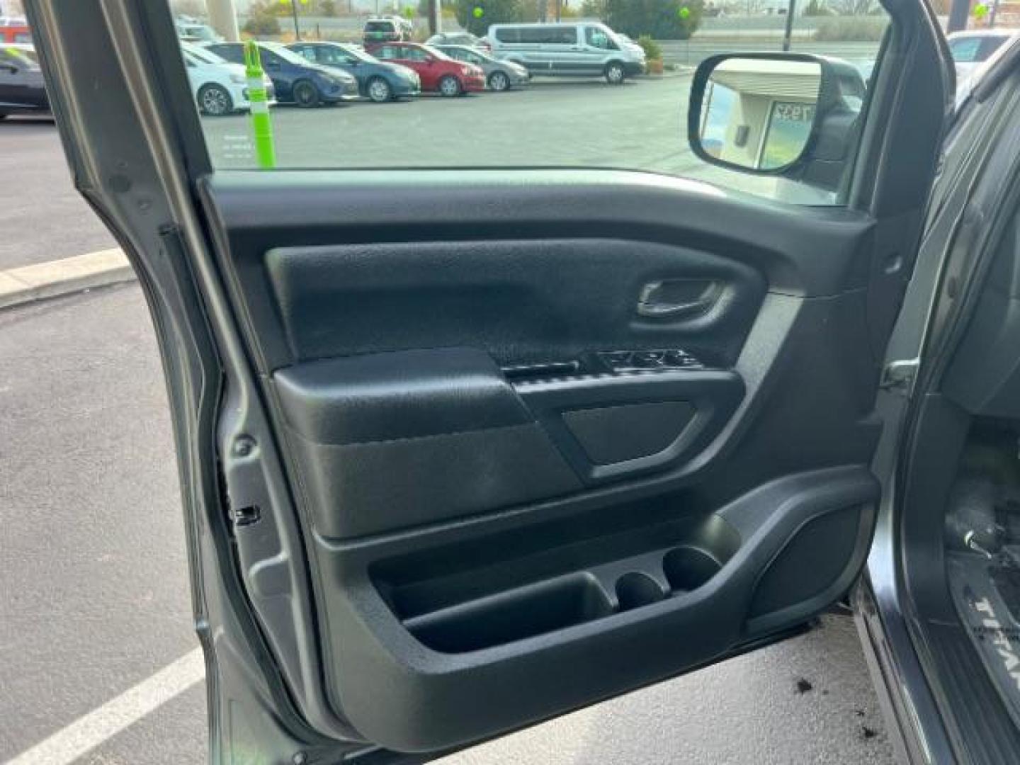 2017 Gun Metallic /Black, cloth Nissan Titan S Crew Cab 4WD (1N6AA1EJ6HN) with an 5.6L V8 DOHC 32V engine, 6-Speed Automatic transmission, located at 1865 East Red Hills Pkwy, St. George, 84770, (435) 628-0023, 37.120850, -113.543640 - Photo#12