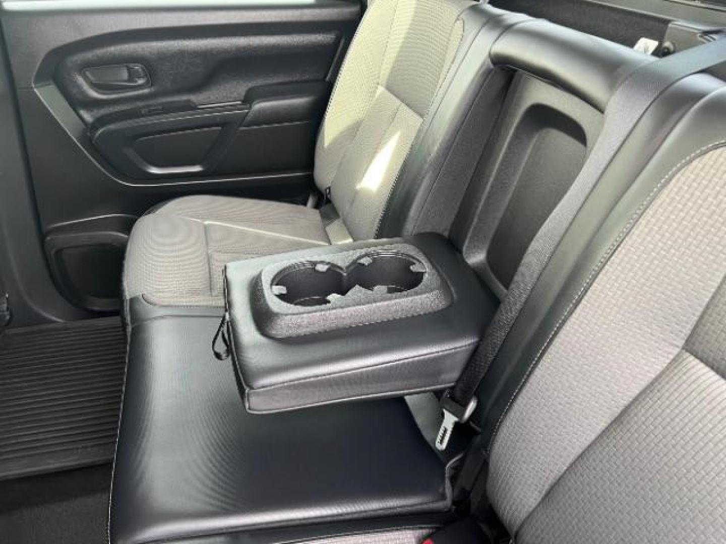 2017 Gun Metallic /Black, cloth Nissan Titan S Crew Cab 4WD (1N6AA1EJ6HN) with an 5.6L V8 DOHC 32V engine, 6-Speed Automatic transmission, located at 1865 East Red Hills Pkwy, St. George, 84770, (435) 628-0023, 37.120850, -113.543640 - Photo#20