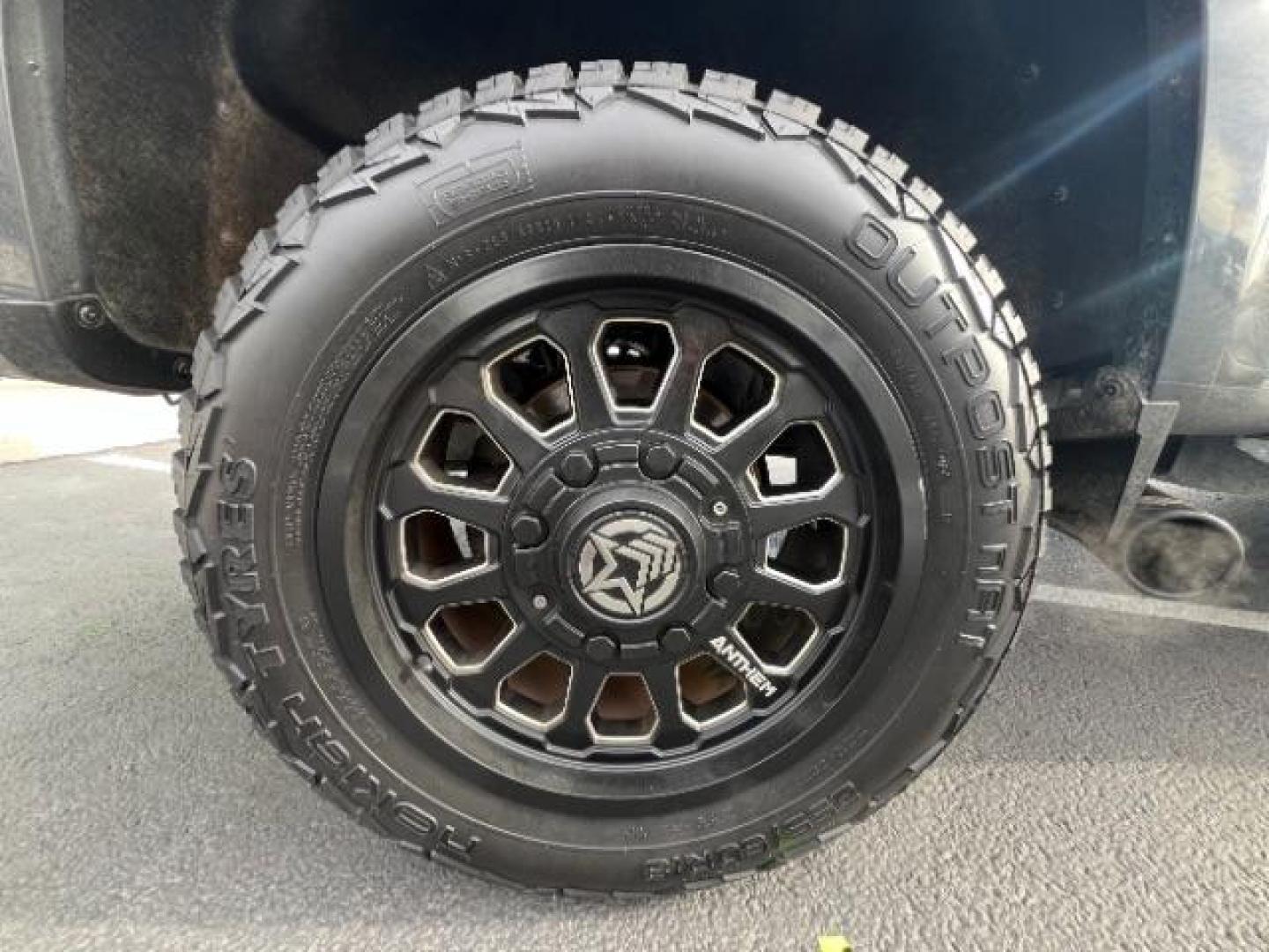 2016 Cyber Gray Metallic /Cocoa/Dune, leather GMC Canyon SLT Crew Cab 2WD (1GTG5DE36G1) with an 3.6L V6 DOHC 24V engine, 6-Speed Automatic transmission, located at 1865 East Red Hills Pkwy, St. George, 84770, (435) 628-0023, 37.120850, -113.543640 - We specialize in helping ALL people get the best financing available. No matter your credit score, good, bad or none we can get you an amazing rate. Had a bankruptcy, divorce, or repossessions? We give you the green light to get your credit back on the road. Low down and affordable payments that fit - Photo#8