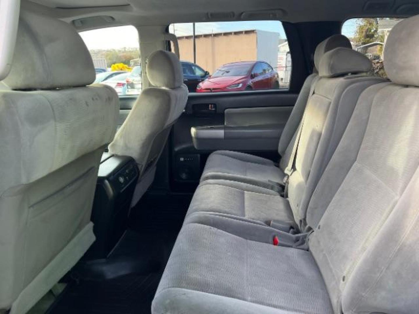 2008 Super White /Graphite Cloth Interior Toyota Sequoia SR5 5.7L 2WD (5TDZY64A18S) with an 4.7L V8 DOHC 32V engine, 6-Speed Automatic transmission, located at 1865 East Red Hills Pkwy, St. George, 84770, (435) 628-0023, 37.120850, -113.543640 - We specialize in helping ALL people get the best financing available. No matter your credit score, good, bad or none we can get you an amazing rate. Had a bankruptcy, divorce, or repossessions? We give you the green light to get your credit back on the road. Low down and affordable payments that fit - Photo#24