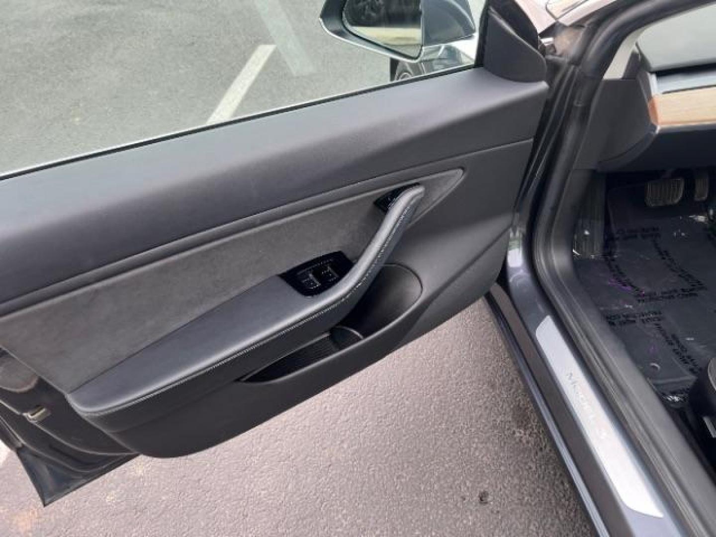 2019 gray /All Black, leatherette Tesla Model 3 Long Range (5YJ3E1EA7KF) with an ELECTRIC engine, 1-Speed Automatic transmission, located at 1865 East Red Hills Pkwy, St. George, 84770, (435) 628-0023, 37.120850, -113.543640 - Photo#19