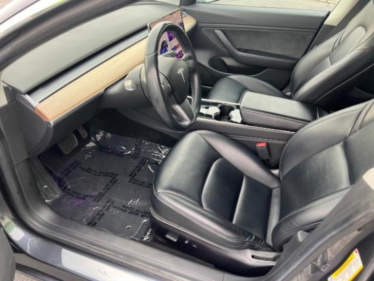 2019 gray /All Black, leatherette Tesla Model 3 Long Range (5YJ3E1EA7KF) with an ELECTRIC engine, 1-Speed Automatic transmission, located at 1865 East Red Hills Pkwy, St. George, 84770, (435) 628-0023, 37.120850, -113.543640 - Photo#20