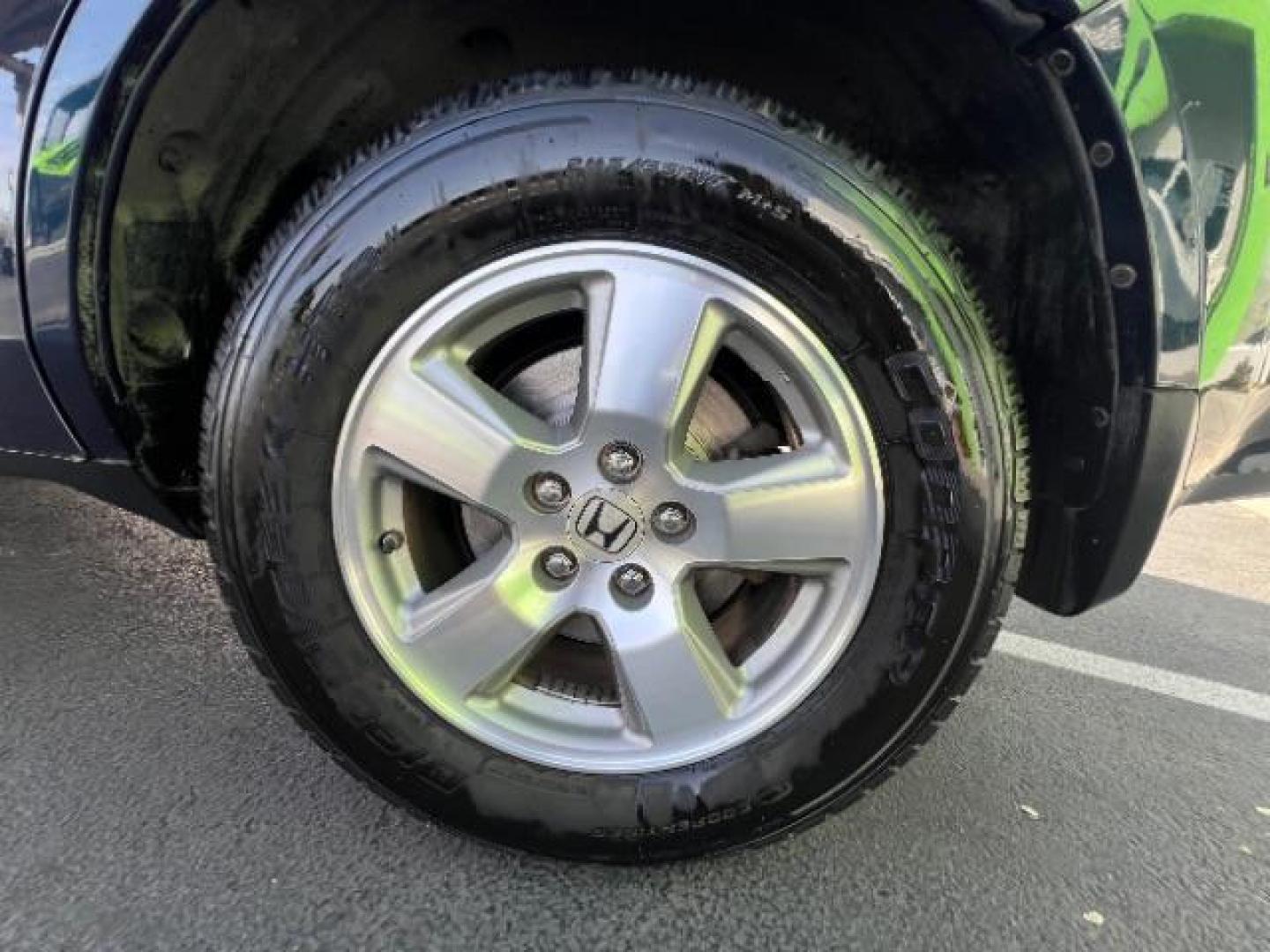 2011 Bali Blue Pearl /Gray Leather Interior Honda Pilot EX-L 2WD 5-Spd AT (5FNYF3H59BB) with an 3.5L V6 SOHC 24V engine, 5-Speed Automatic transmission, located at 1865 East Red Hills Pkwy, St. George, 84770, (435) 628-0023, 37.120850, -113.543640 - Photo#11
