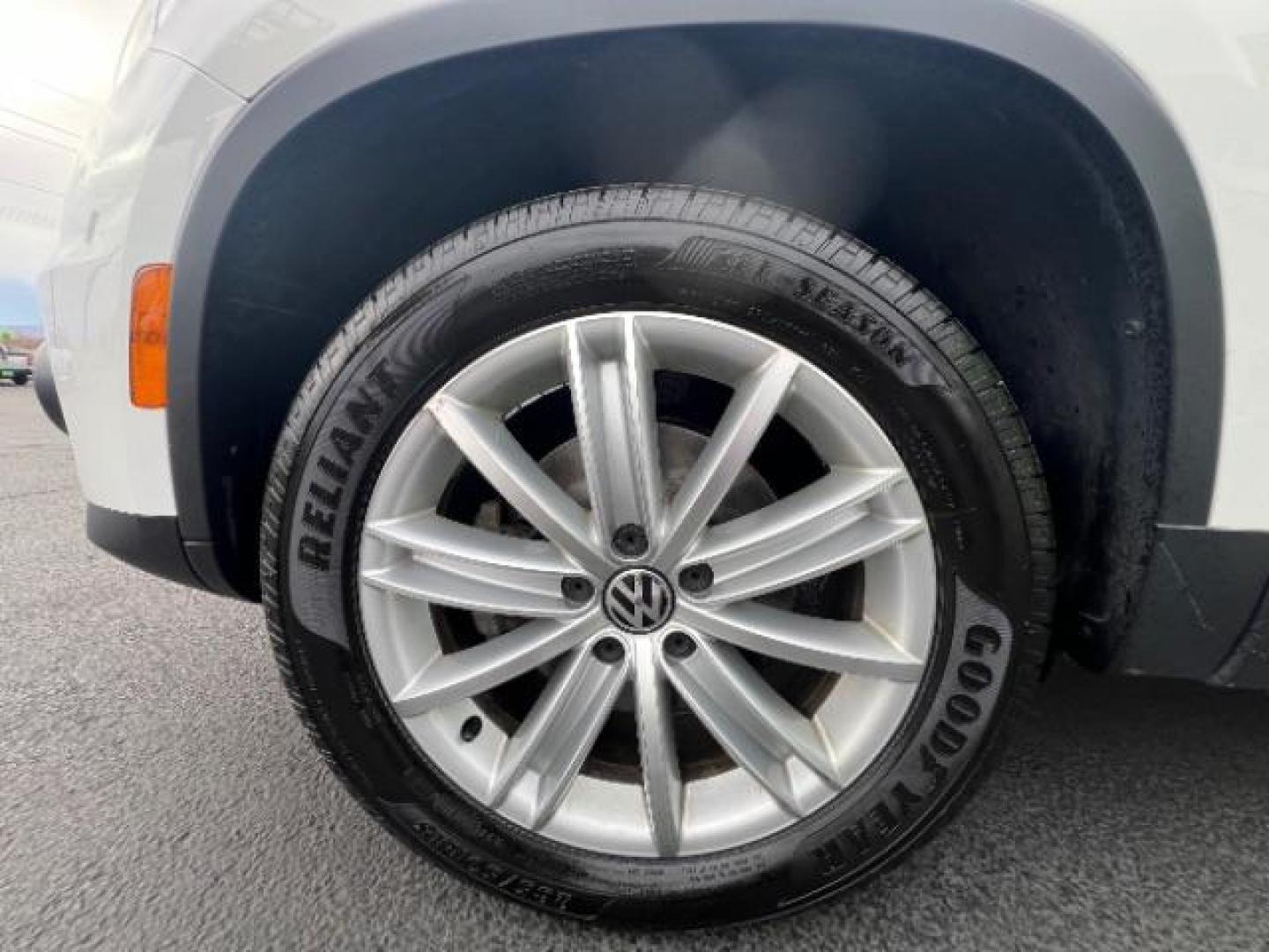 2012 Candy White /Desert Beige Leather Volkswagen Tiguan S 4Motion (WVGBV7AX6CW) with an 2.0L L4 DOHC 16V TURBO engine, 6-Speed Automatic transmission, located at 1865 East Red Hills Pkwy, St. George, 84770, (435) 628-0023, 37.120850, -113.543640 - We specialize in helping ALL people get the best financing available. No matter your credit score, good, bad or none we can get you an amazing rate. Had a bankruptcy, divorce, or repossessions? We give you the green light to get your credit back on the road. Low down and affordable payments that fit - Photo#11