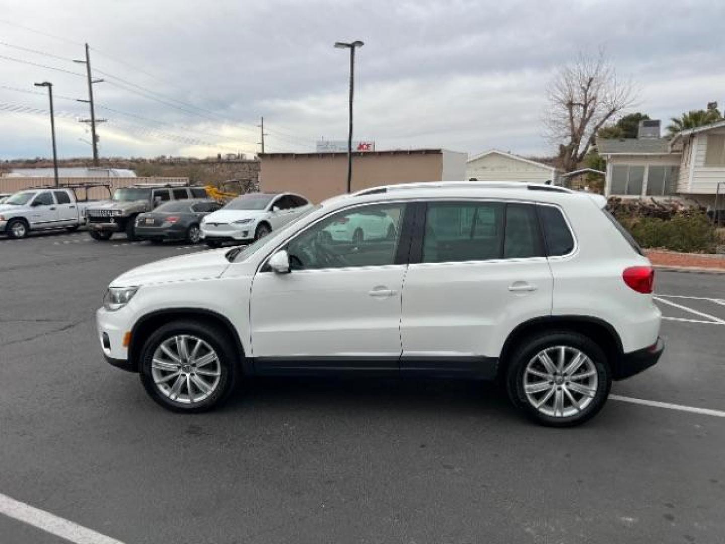 2012 Candy White /Desert Beige Leather Volkswagen Tiguan S 4Motion (WVGBV7AX6CW) with an 2.0L L4 DOHC 16V TURBO engine, 6-Speed Automatic transmission, located at 1865 East Red Hills Pkwy, St. George, 84770, (435) 628-0023, 37.120850, -113.543640 - We specialize in helping ALL people get the best financing available. No matter your credit score, good, bad or none we can get you an amazing rate. Had a bankruptcy, divorce, or repossessions? We give you the green light to get your credit back on the road. Low down and affordable payments that fit - Photo#3