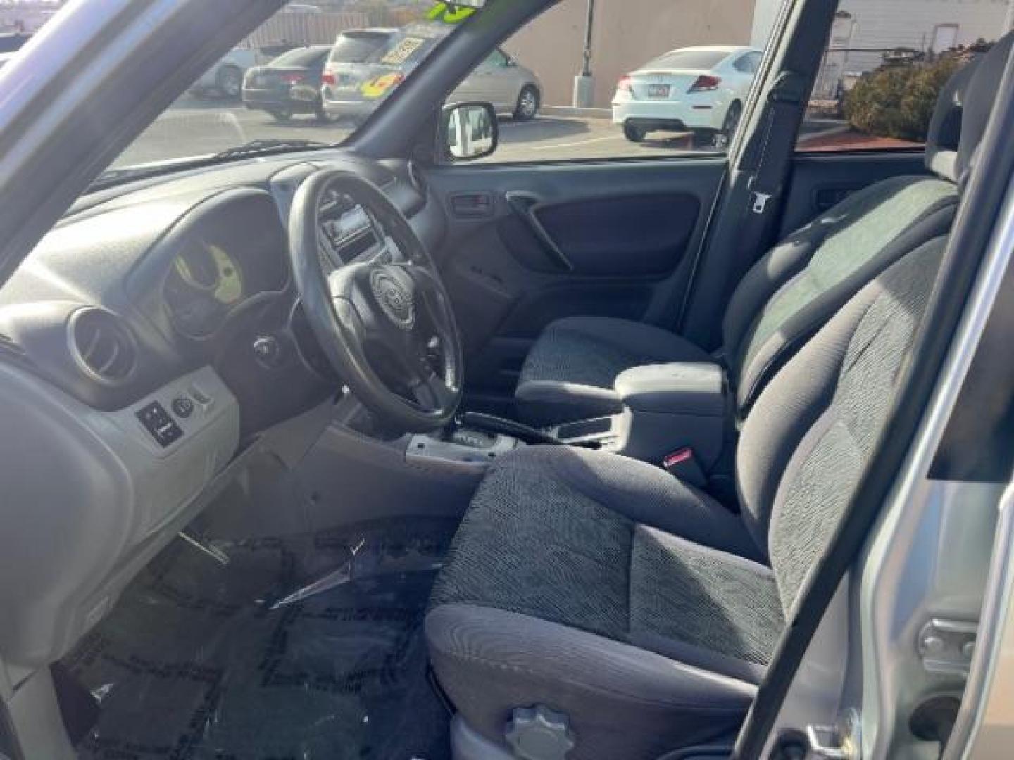2001 Titanium Metallic /Gray Cloth Toyota RAV4 4WD (JTEHH20V610) with an 2.0L L4 DOHC 16V engine, 4-Speed Automatic transmission, located at 1865 East Red Hills Pkwy, St. George, 84770, (435) 628-0023, 37.120850, -113.543640 - We specialize in helping ALL people get the best financing available. No matter your credit score, good, bad or none we can get you an amazing rate. Had a bankruptcy, divorce, or repossessions? We give you the green light to get your credit back on the road. Low down and affordable payments that fit - Photo#14