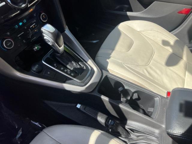 2018 White Gold Metallic /Medium Soft Ceramic, leather Ford Focus Titanium Sedan (1FADP3J27JL) with an 2.0L L4 DOHC 16V engine, 6-Speed Automatic transmission, located at 1865 East Red Hills Pkwy, St. George, 84770, (435) 628-0023, 37.120850, -113.543640 - We specialize in helping ALL people get the best financing available. No matter your credit score, good, bad or none we can get you an amazing rate. Had a bankruptcy, divorce, or repossessions? We give you the green light to get your credit back on the road. Low down and affordable payments that fit- Photo#18