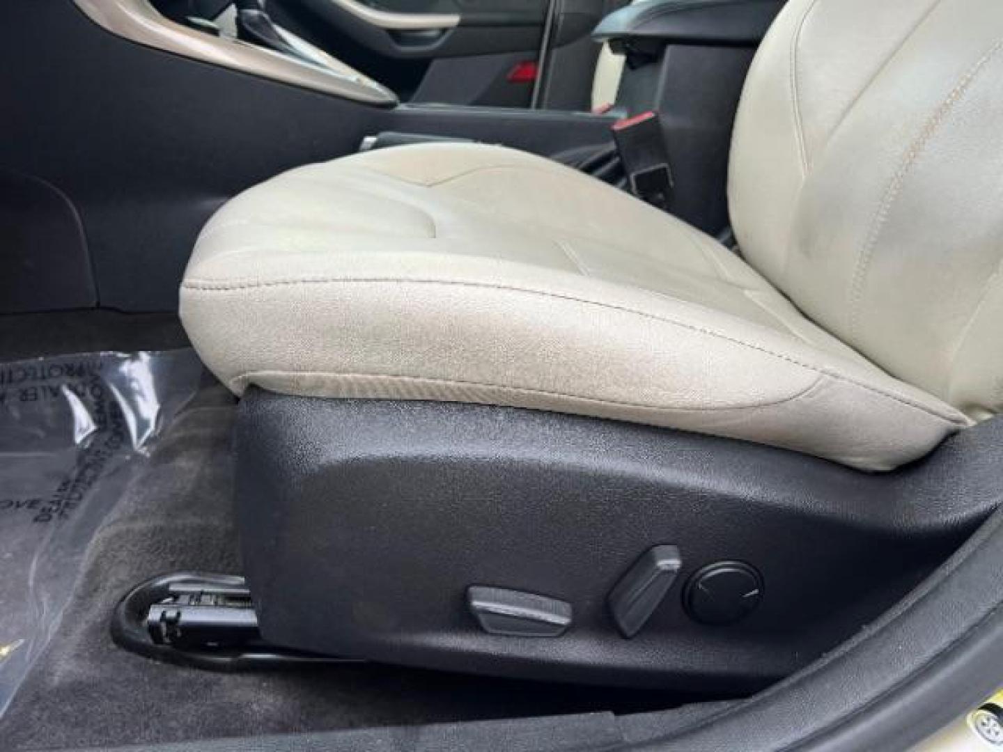 2018 White Gold Metallic /Medium Soft Ceramic, leather Ford Focus Titanium Sedan (1FADP3J27JL) with an 2.0L L4 DOHC 16V engine, 6-Speed Automatic transmission, located at 1865 East Red Hills Pkwy, St. George, 84770, (435) 628-0023, 37.120850, -113.543640 - We specialize in helping ALL people get the best financing available. No matter your credit score, good, bad or none we can get you an amazing rate. Had a bankruptcy, divorce, or repossessions? We give you the green light to get your credit back on the road. Low down and affordable payments that fit - Photo#13