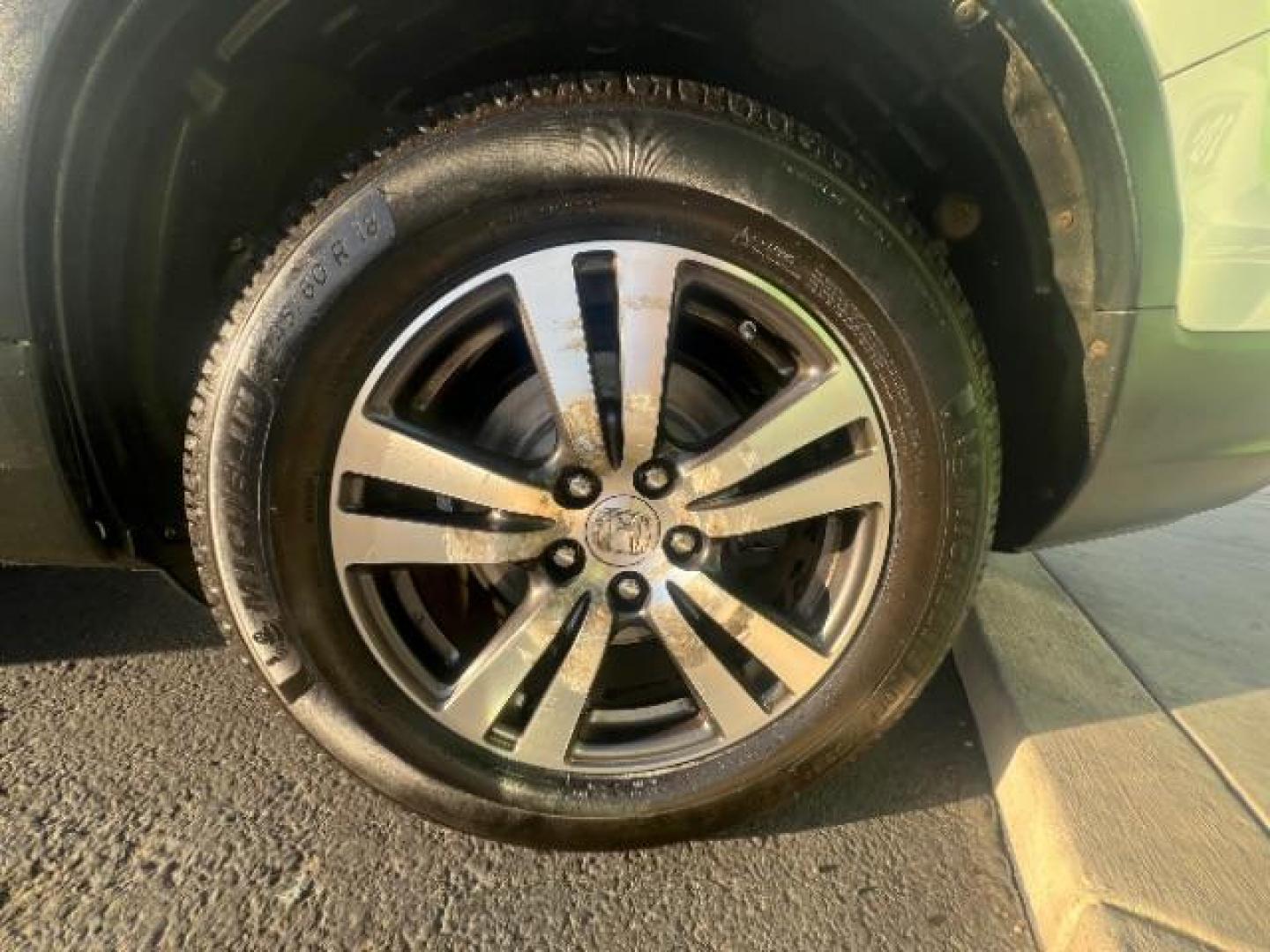 2016 White Diamond Pearl /Gray, leather Honda Pilot EXL 2WD (5FNYF5H51GB) with an 3.5L V6 SOHC 24V engine, 6-Speed Automatic transmission, located at 1865 East Red Hills Pkwy, St. George, 84770, (435) 628-0023, 37.120850, -113.543640 - We specialize in helping ALL people get the best financing available. No matter your credit score, good, bad or none we can get you an amazing rate. Had a bankruptcy, divorce, or repossessions? We give you the green light to get your credit back on the road. Low down and affordable payments that fit - Photo#11